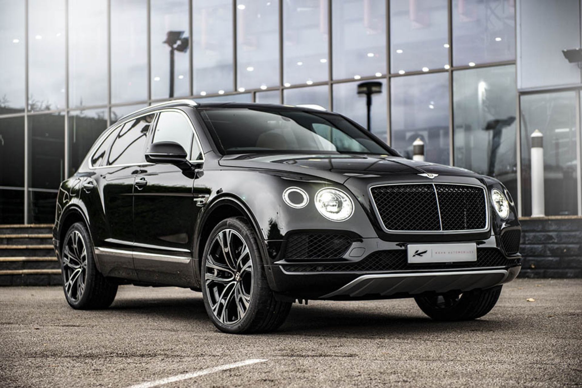project-kahn-bentley-bentayga-centenary-2
