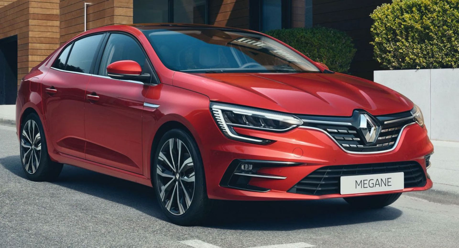 2021-Renault-Megane-Sedan-facelift-0