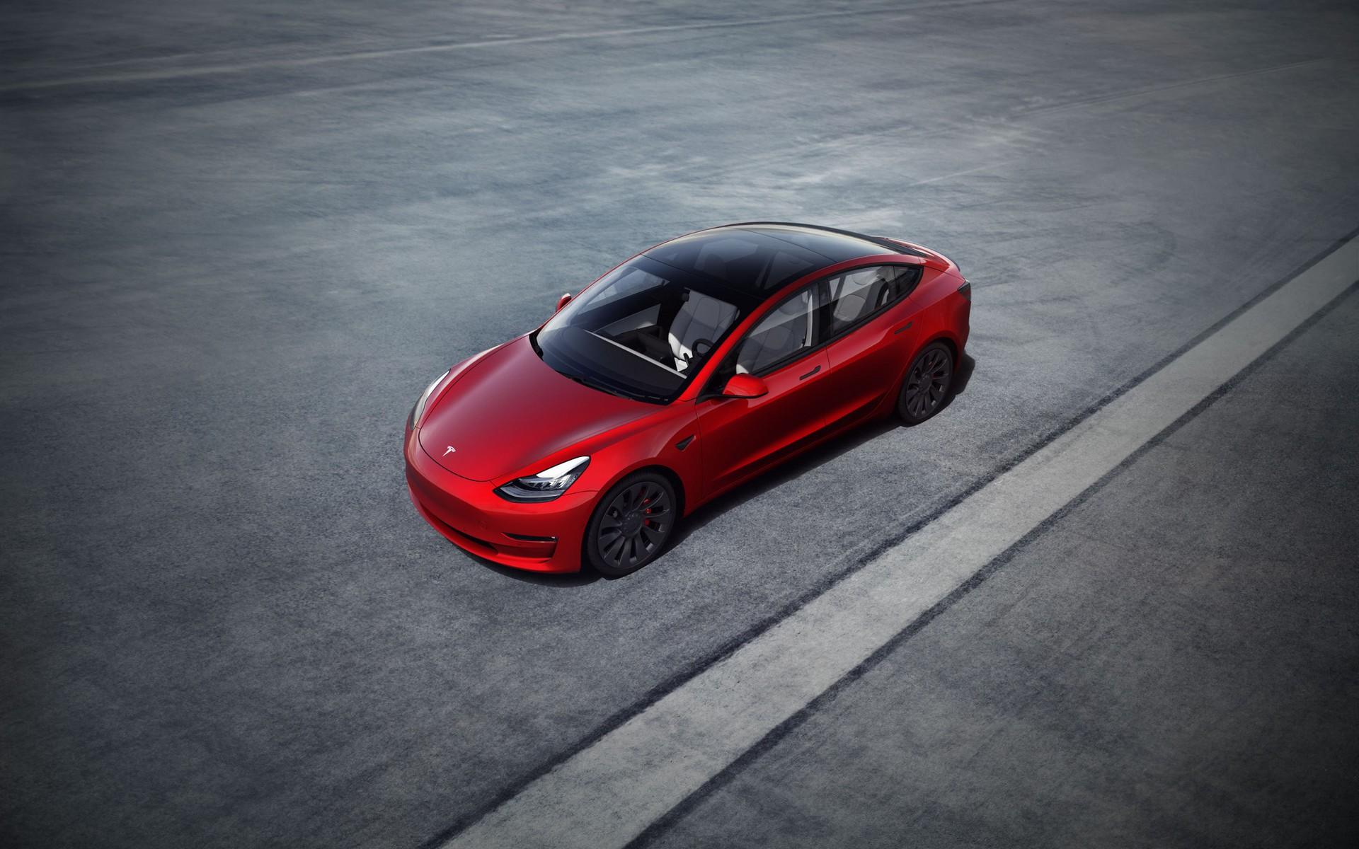 2021-Tesla-Model-3-5
