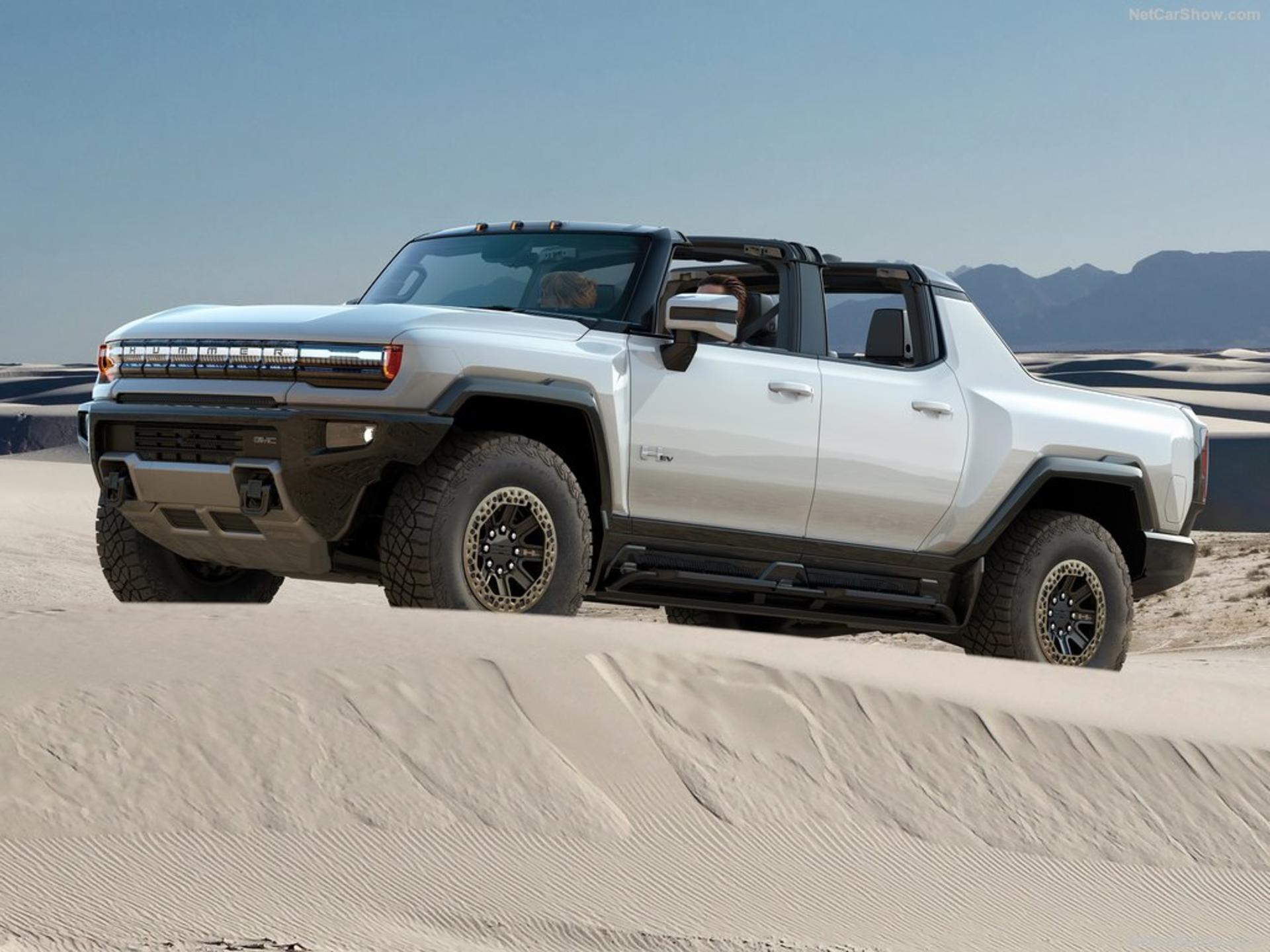 GMC-Hummer_EV-2022-1024-02