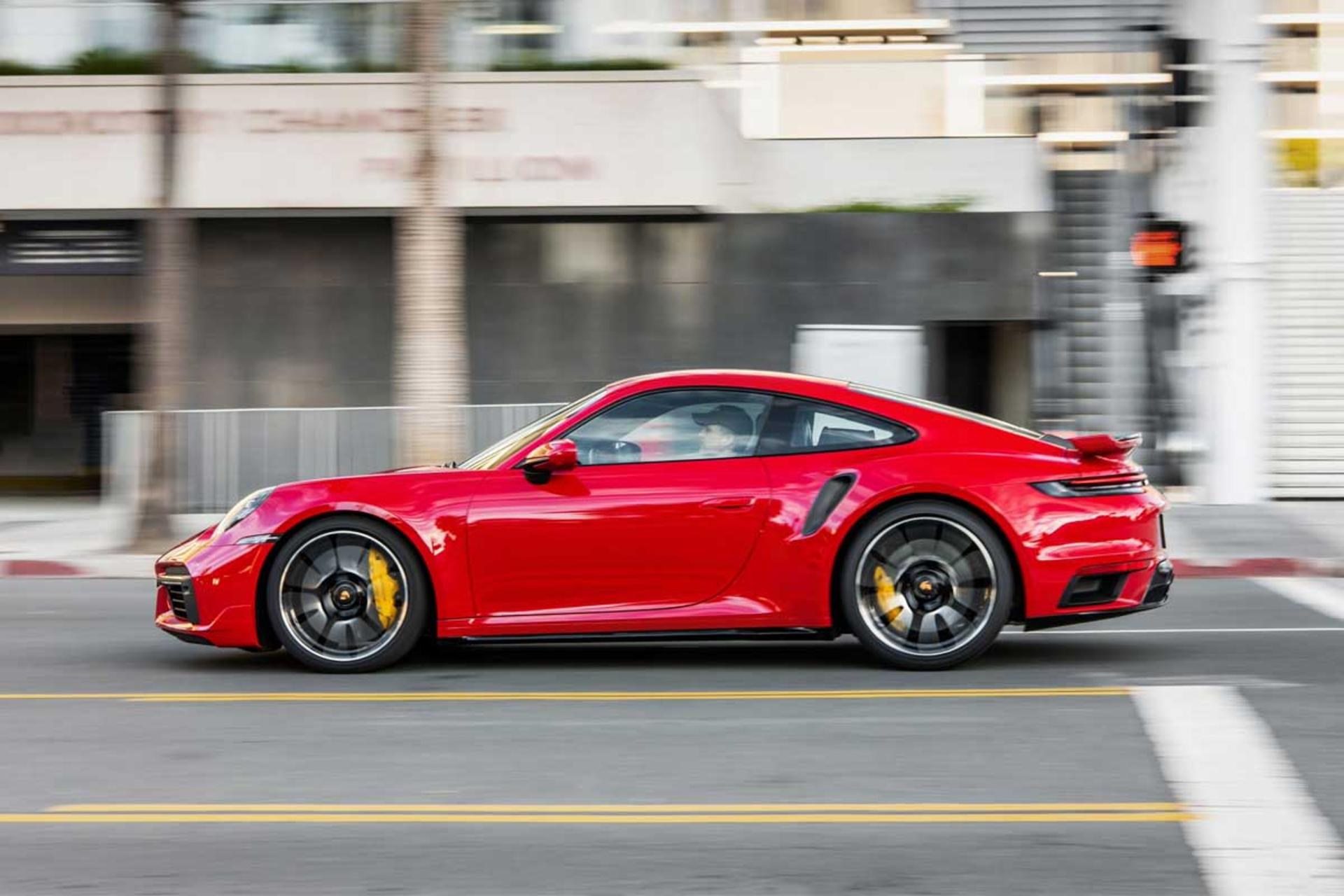 Porsche-911-Turbo-S-3