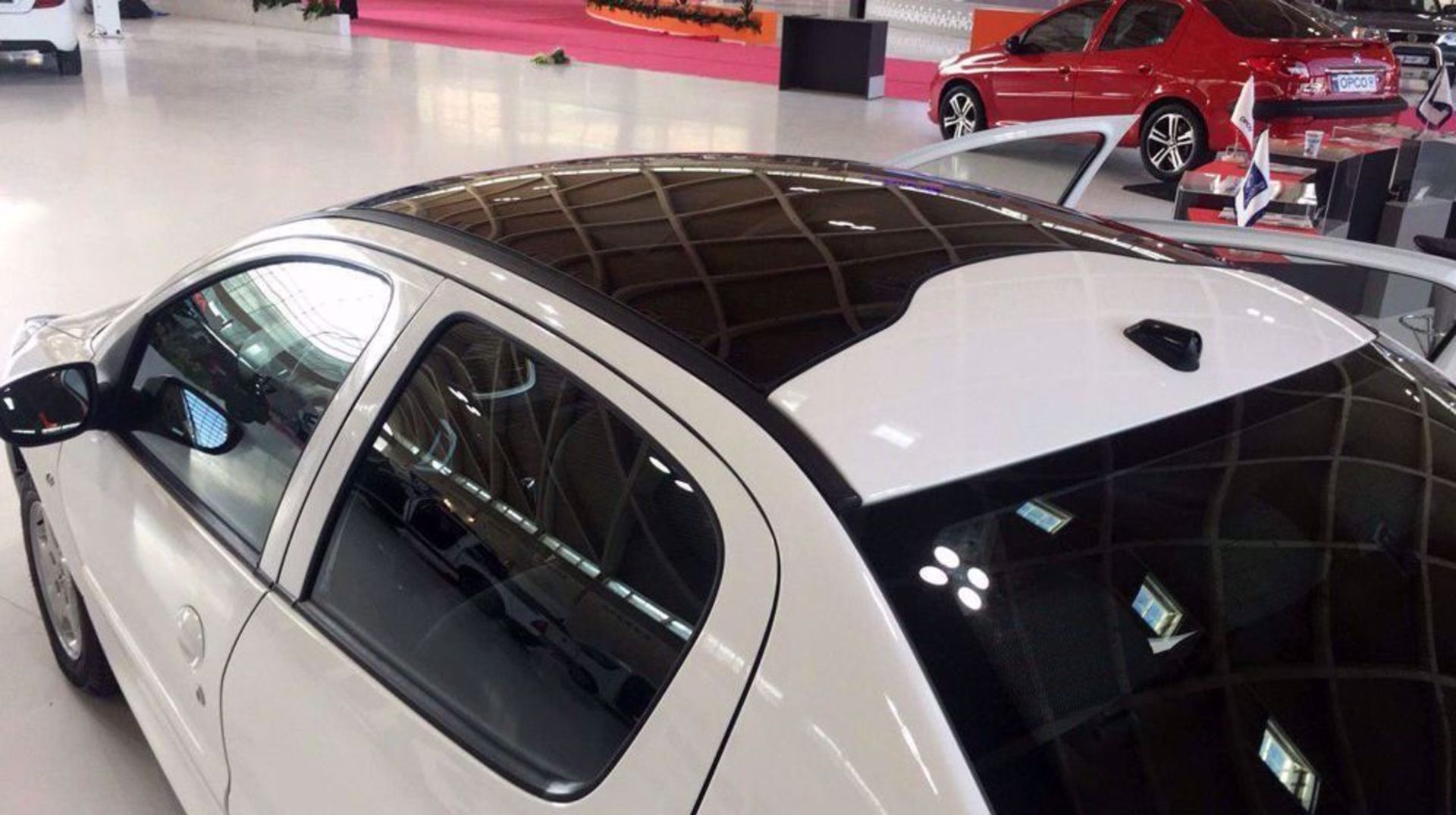 207 panoramic roof