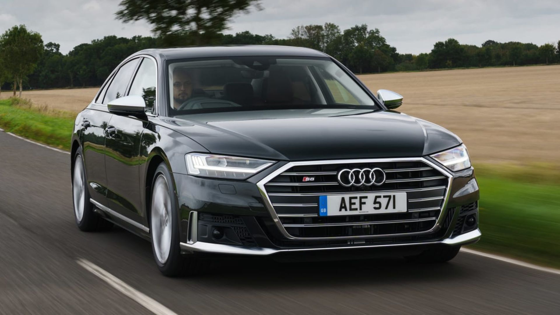 Audi S8 2020 UK-7