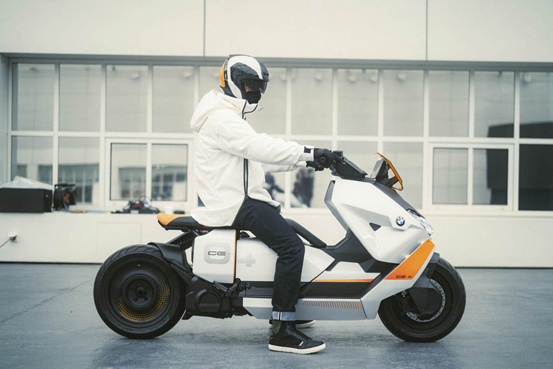 BMW-Motorrad-Definition-CE-04-making-of-NextGen-5