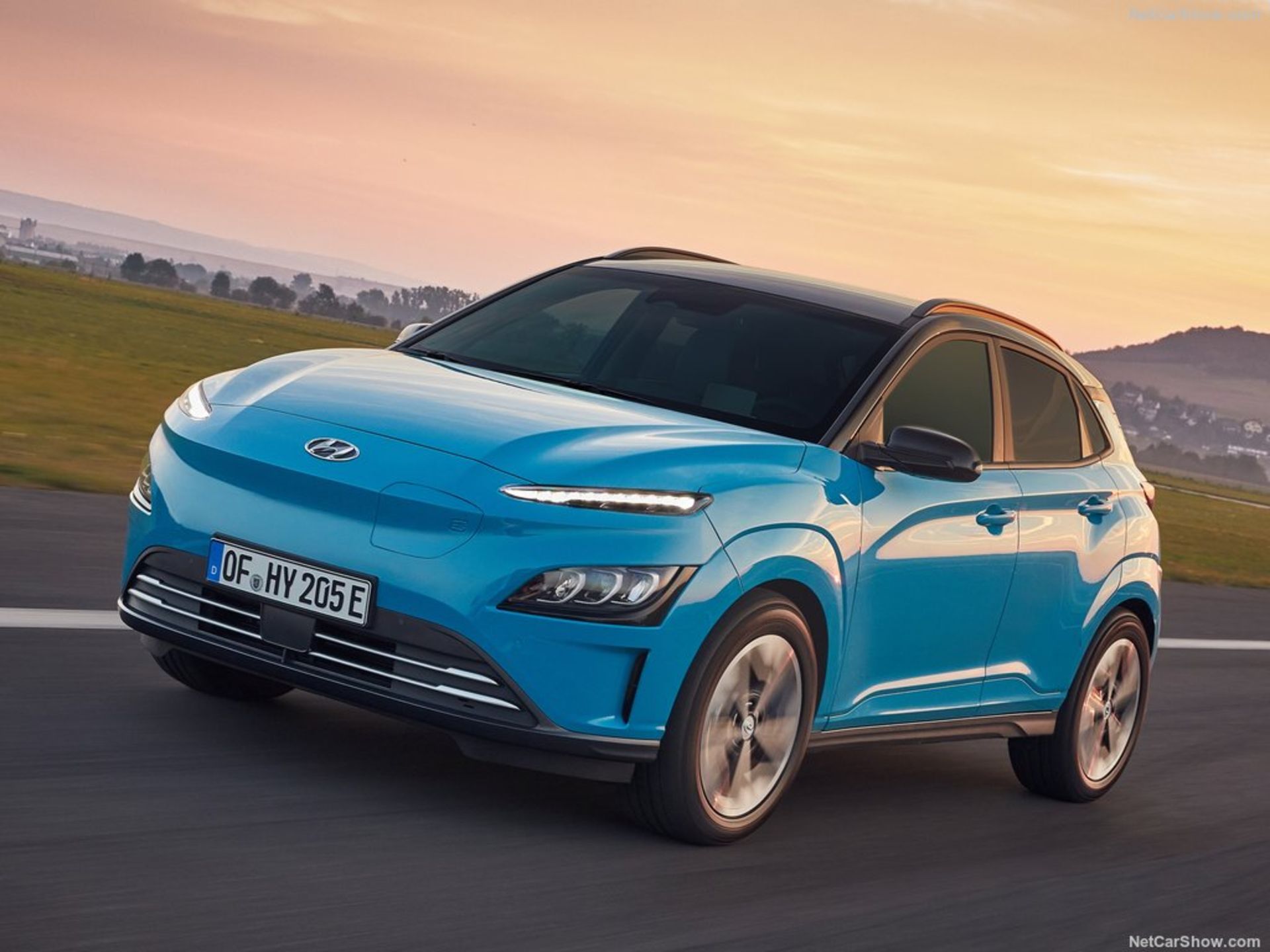 Hyundai-Kona_Electric-2021-1024-02