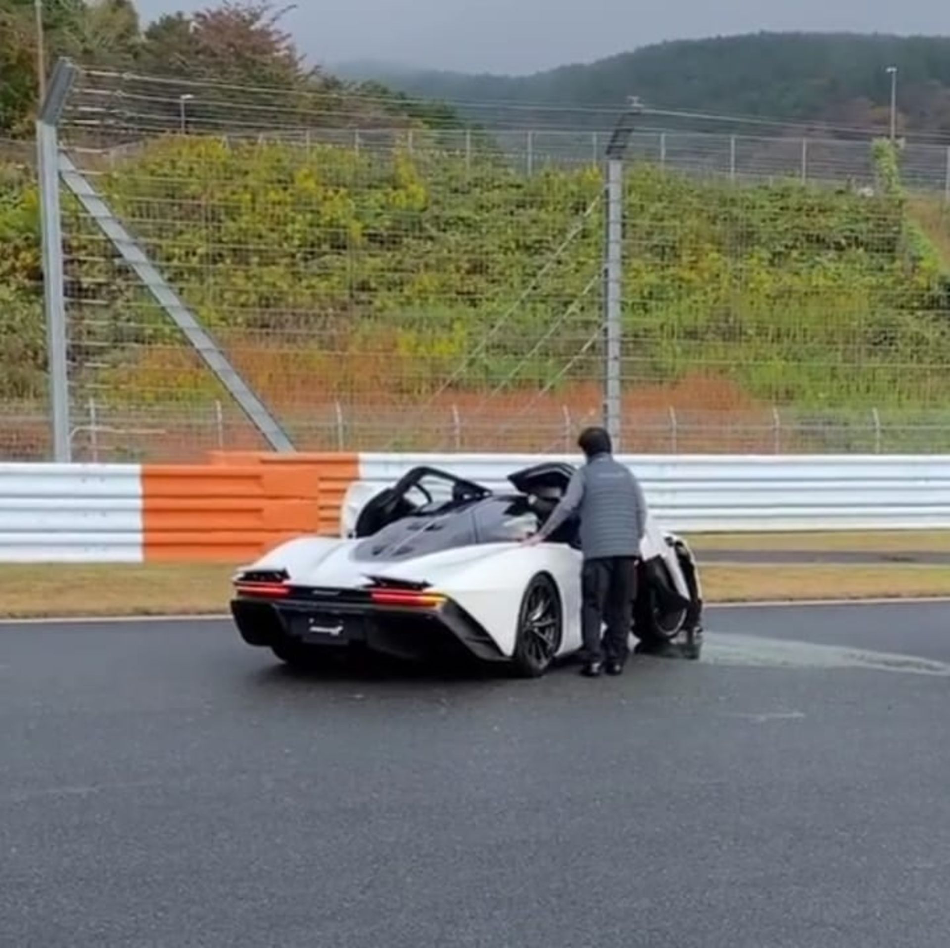 McLaren Speedtail Crashes 1