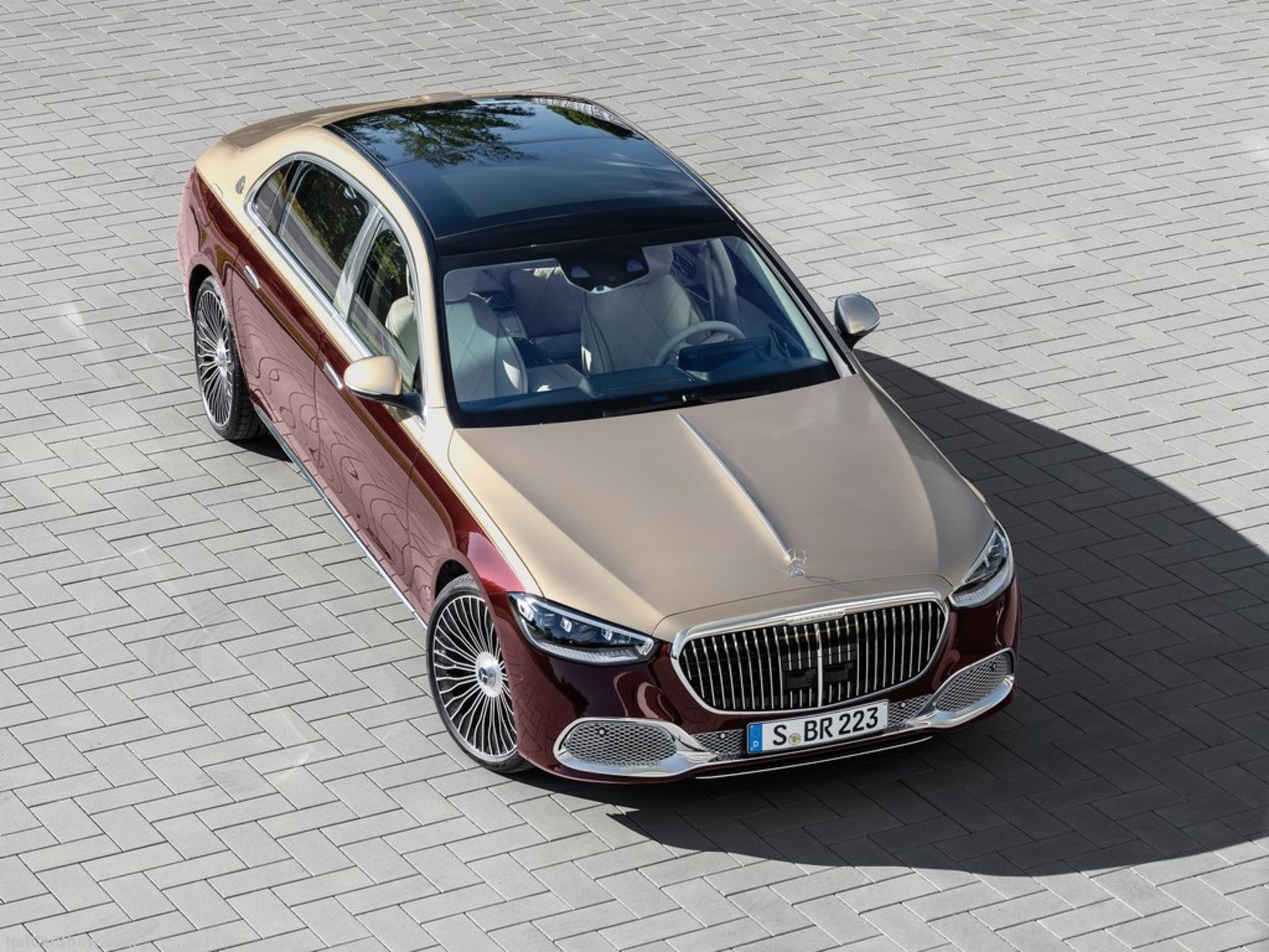 Mercedes-Benz-S-Class_Maybach-2021-1024-01