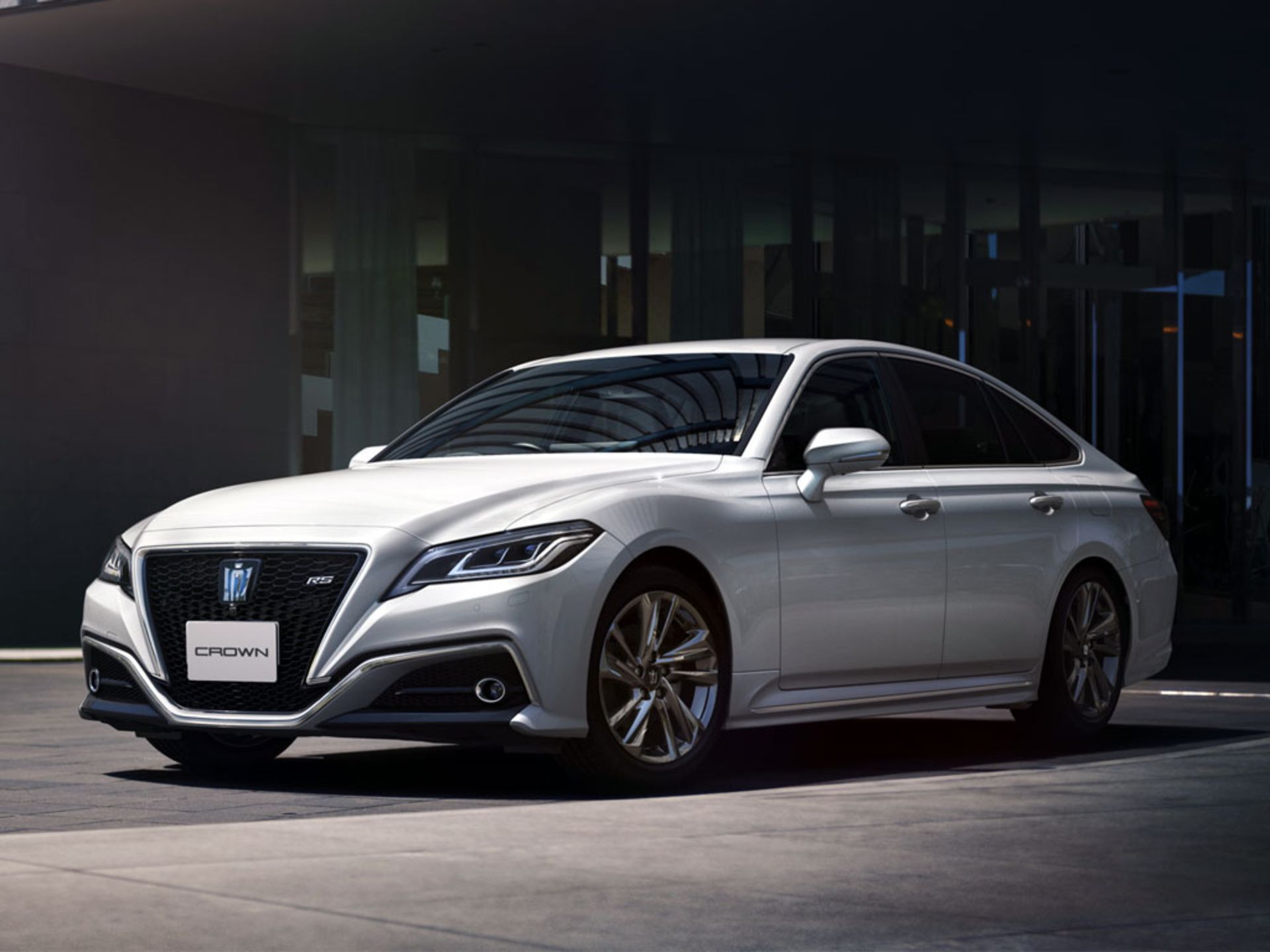 Toyota-Crown-2021-1
