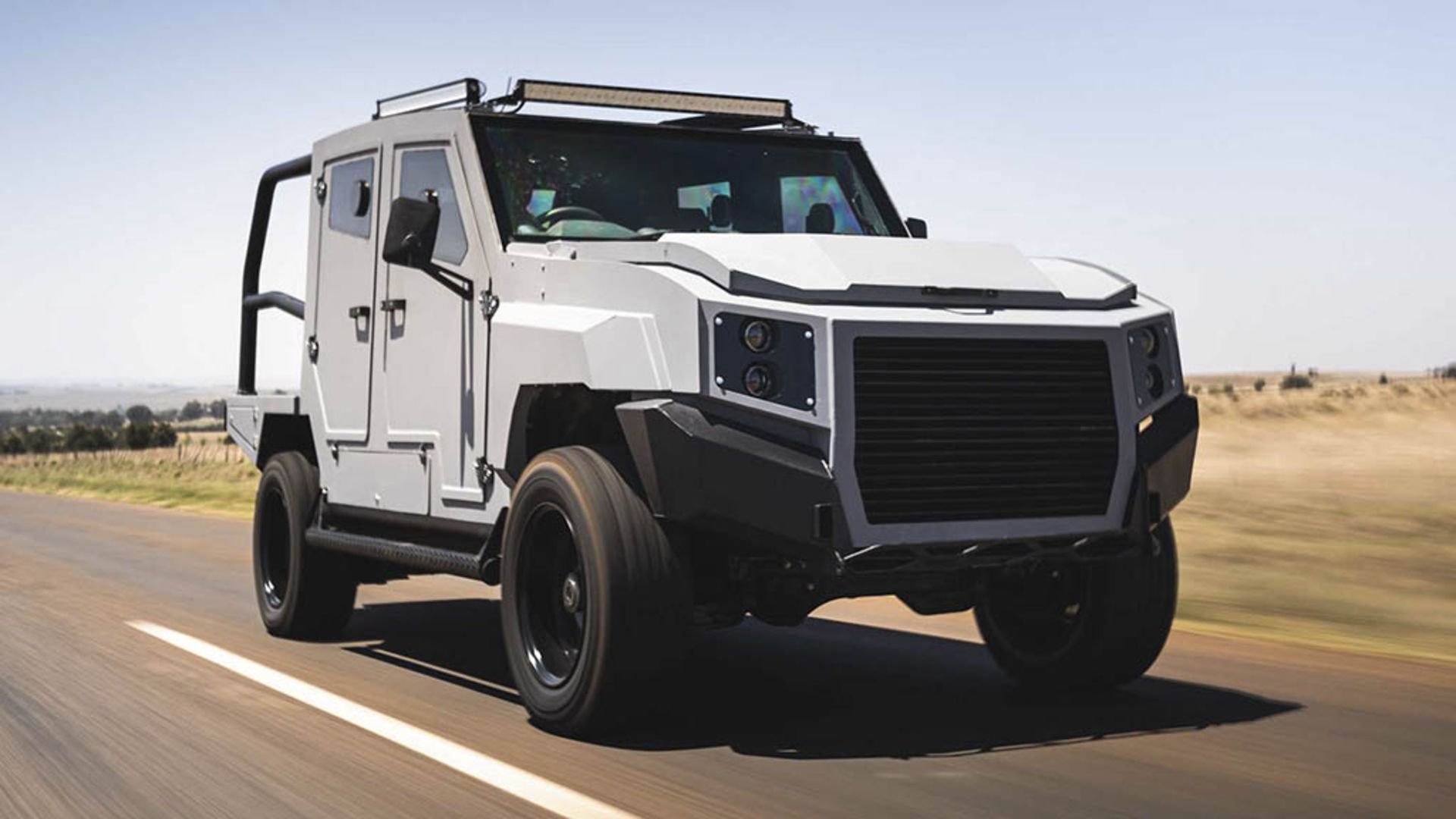 svi-max-3-toyota-land-cruiser-on-road