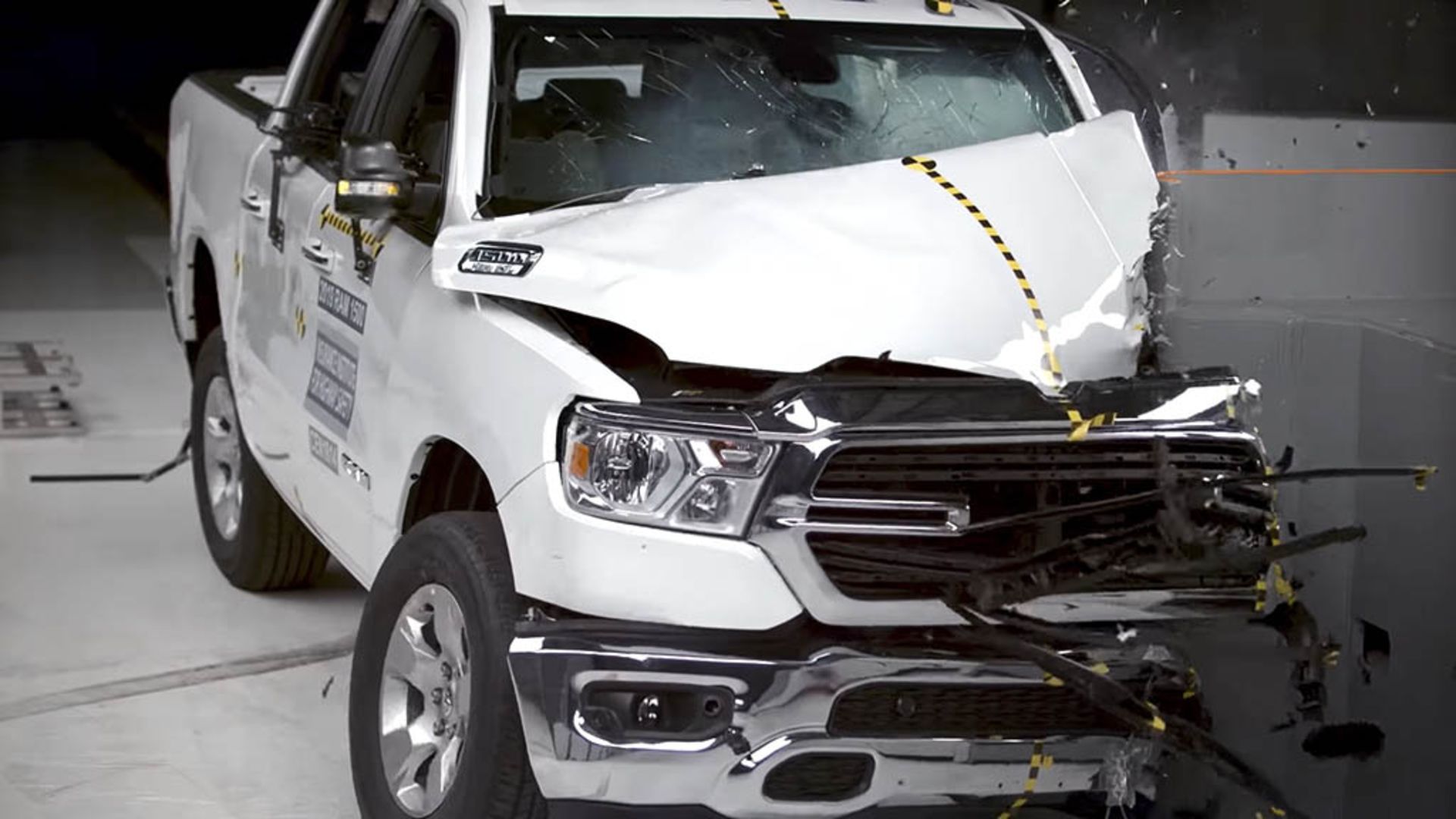 2021-ram-1500-crew-cab-earns-top-safety-pick-rating-from-the-iihs