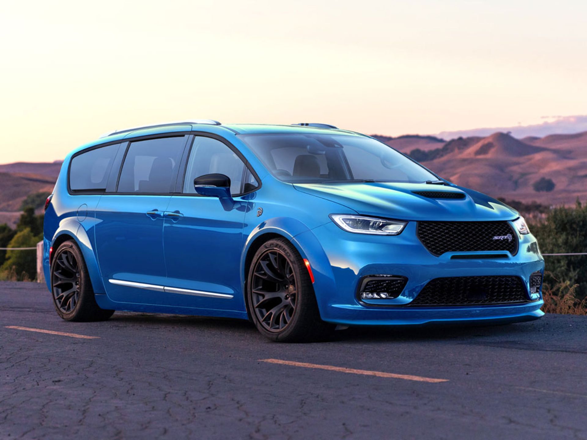 Chrysler-Pacifica-Hellcat