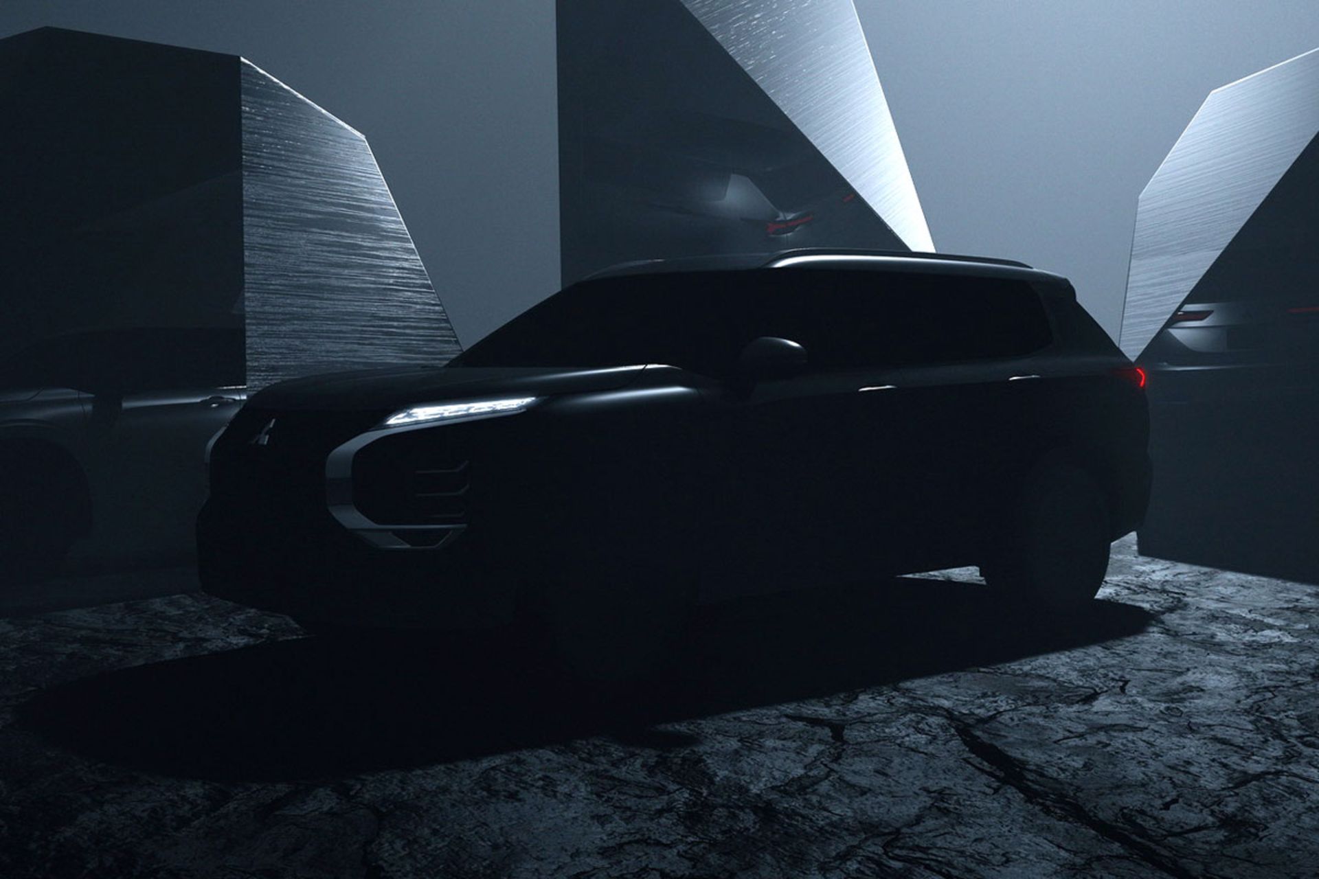 Mitsubishi-Outlander-1