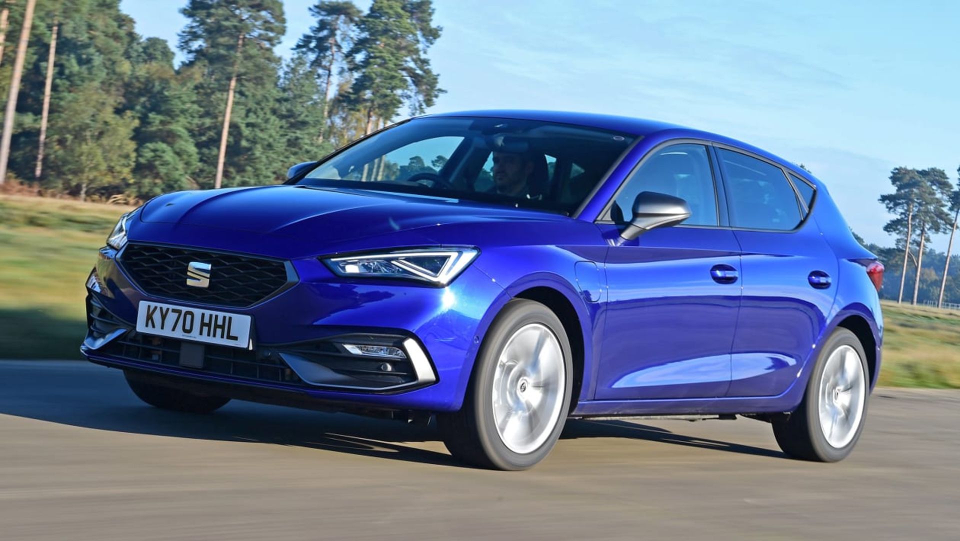 SEAT Leon e-Hybrid 2020 UK-6