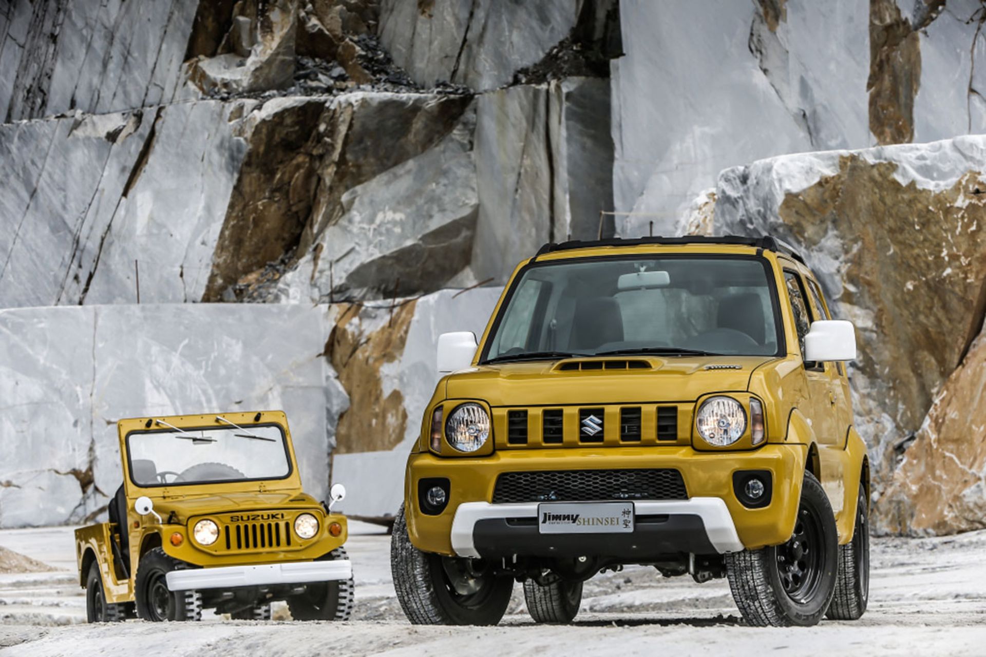 Suzuki-Jimny-100