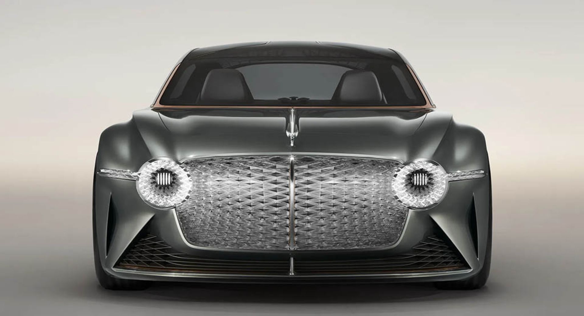 bentley-first-ev-high-riding-saloon-2