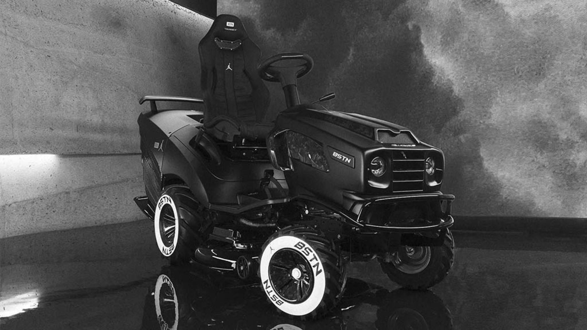 bstn-gt-xi-lawn-mower-by-mansory 1