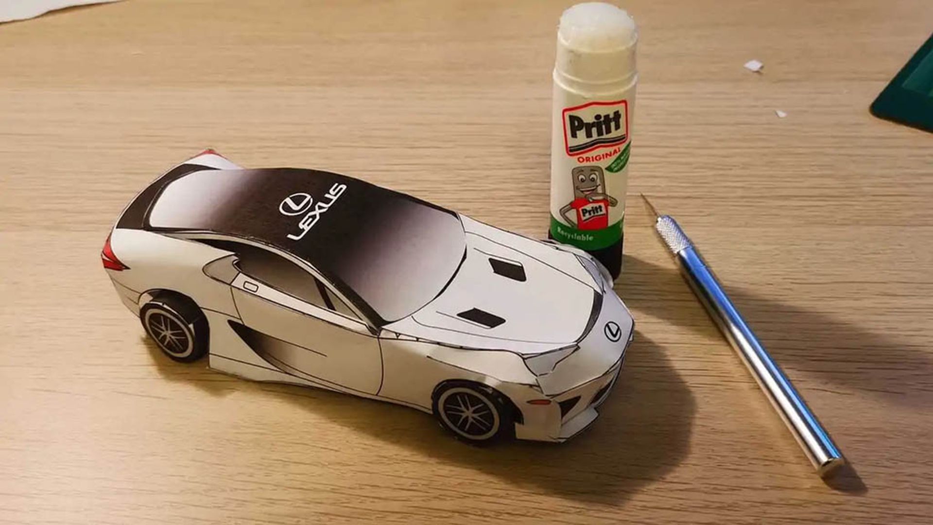 lexus-lfa-paper-model-instruction-11