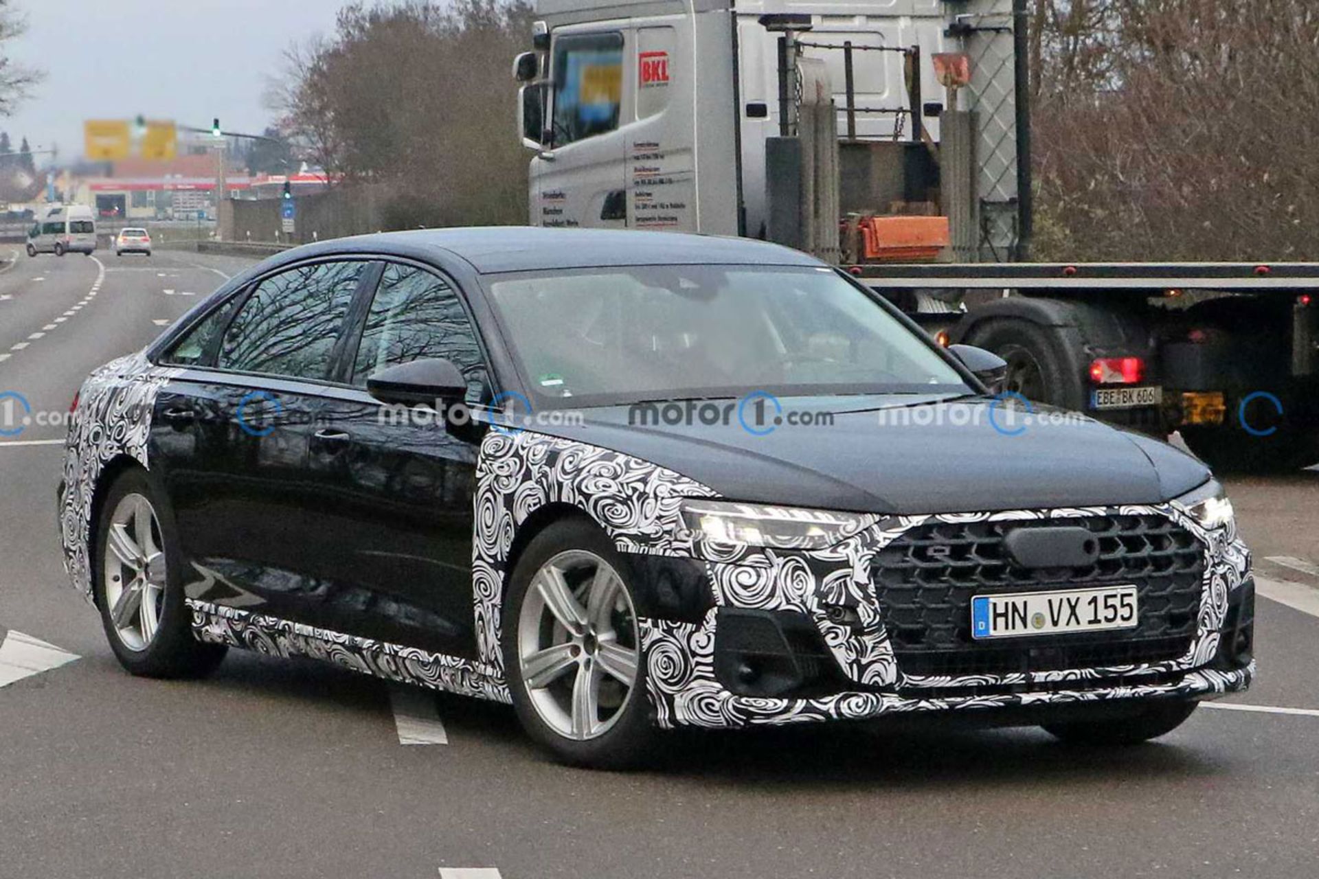 2022-audi-a8-spy-photo6