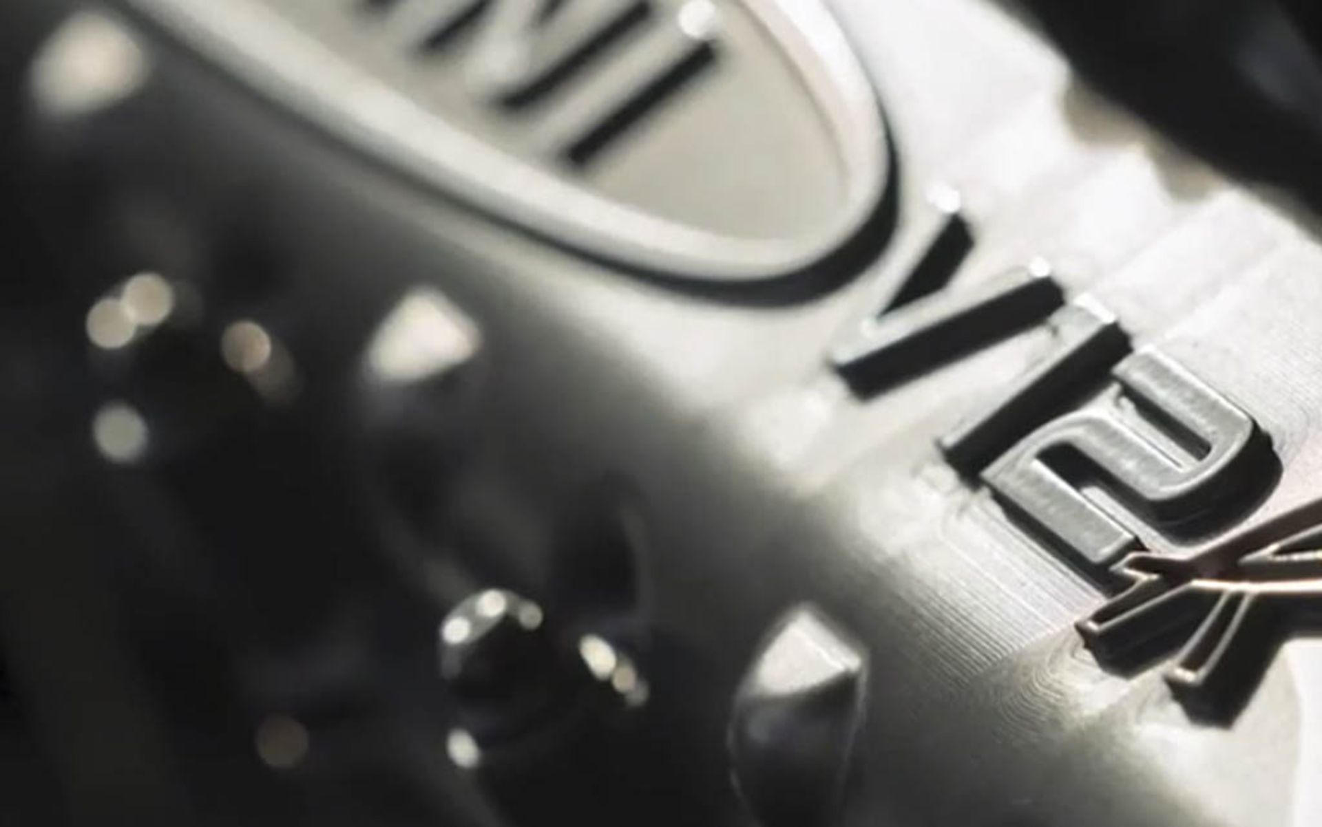 teaser-for-pagani-huayra-r