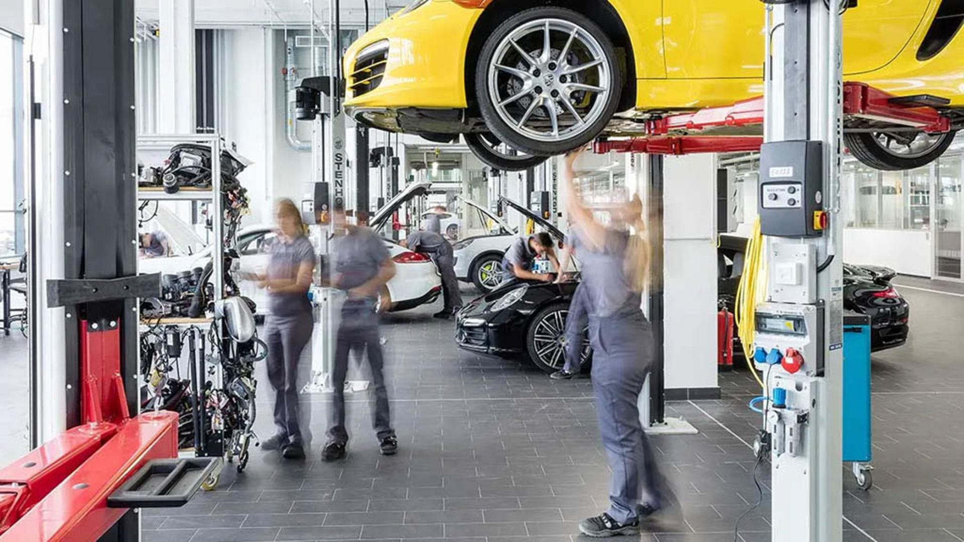 CR-Cars-Inlinehero-2-most-expensive-to-repair-0121