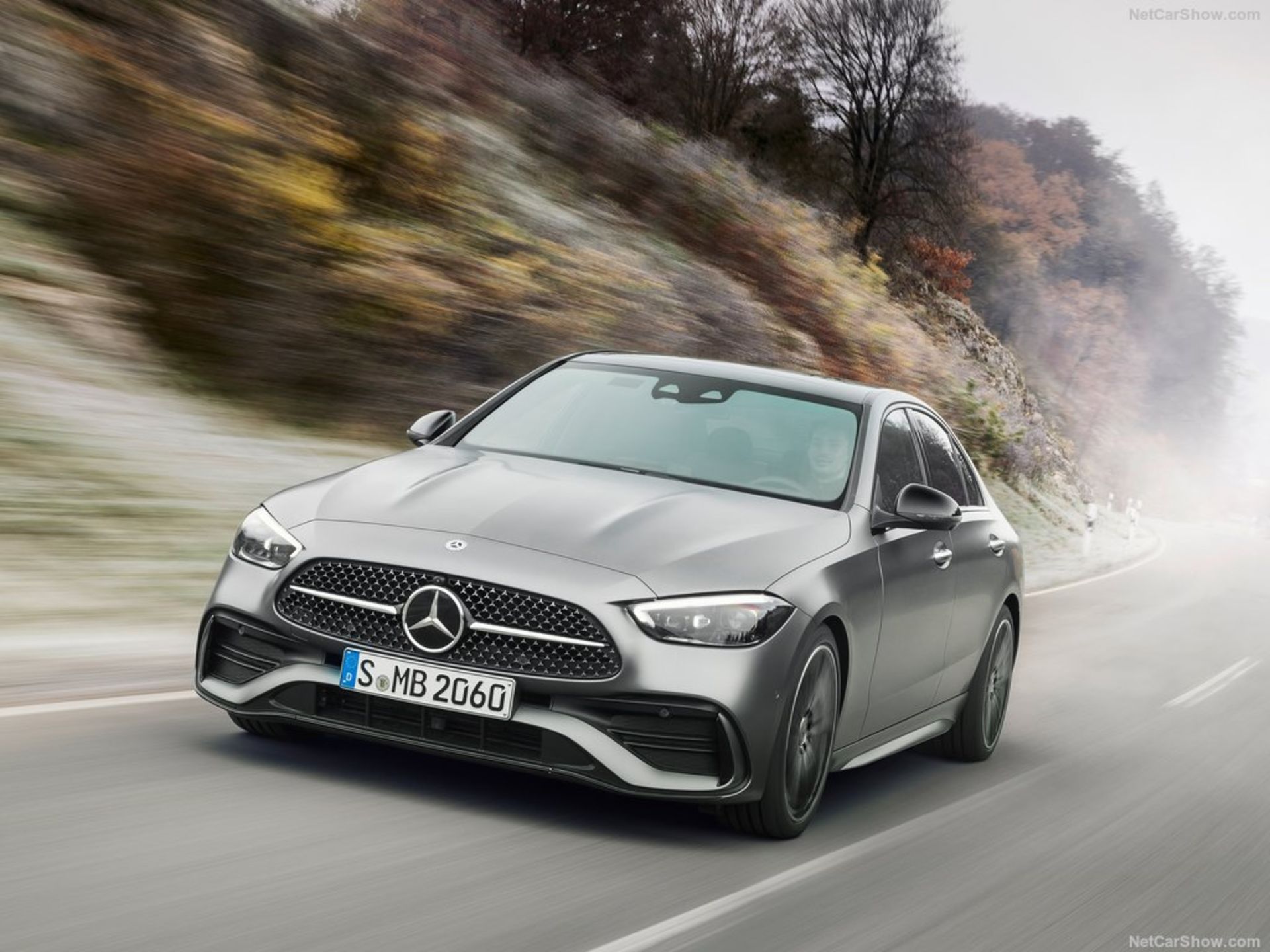 Mercedes-Benz-C-Class-2022-1024-10