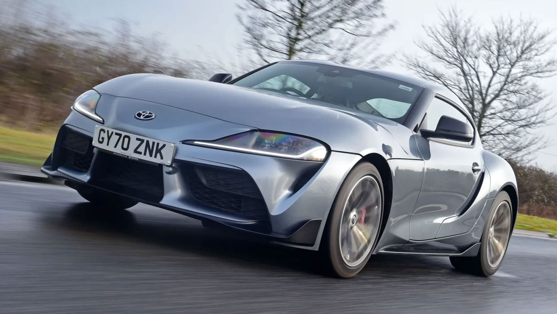 Toyota-Supra-2