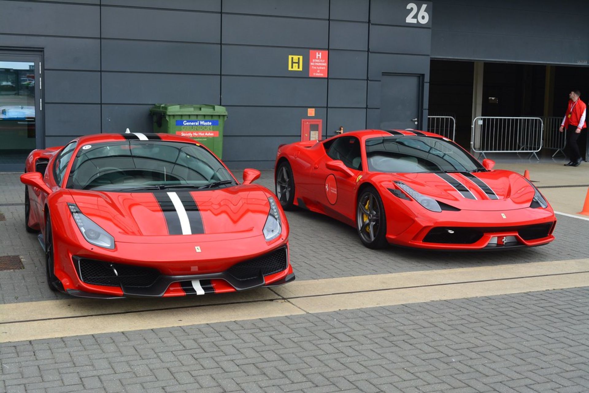 Ferrari-1