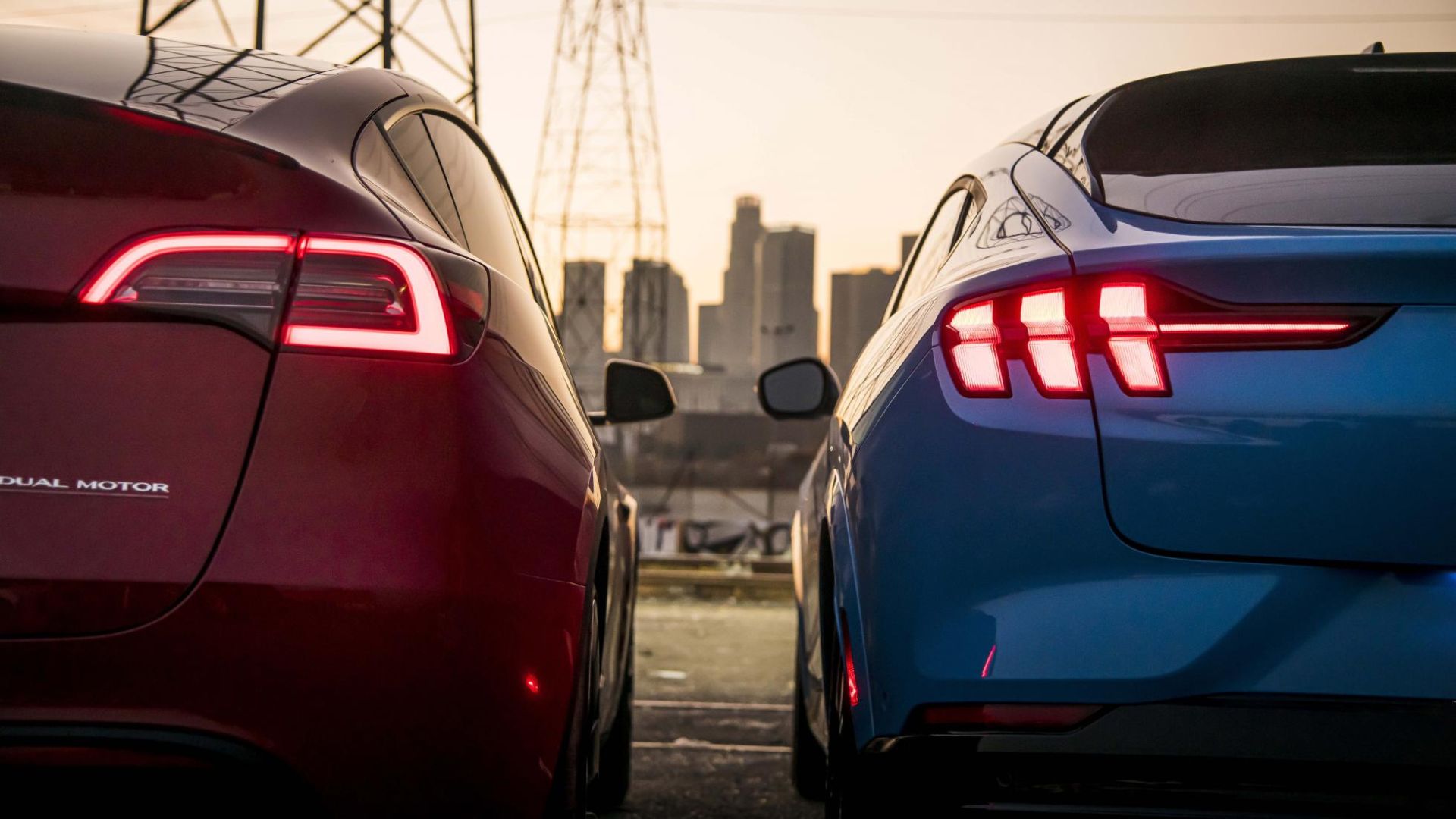 Ford Mustang Mach-E vs Tesla model y 00