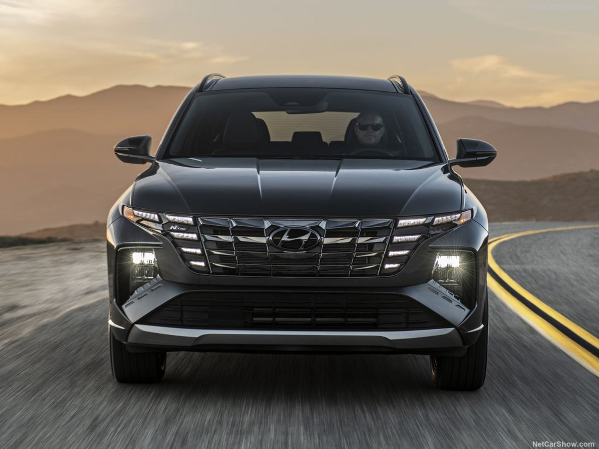 Hyundai-Tucson_N_Line_US-Version-2022-1024-08