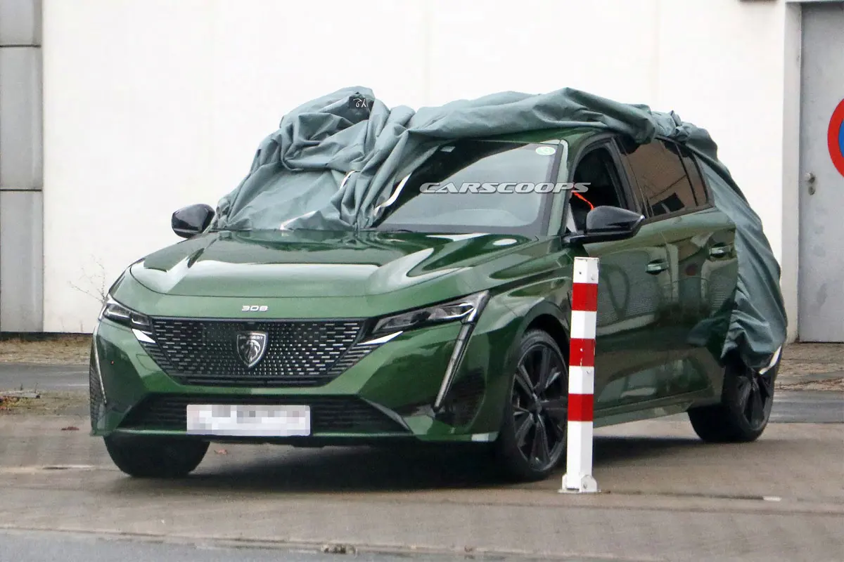Peugeot-308-1