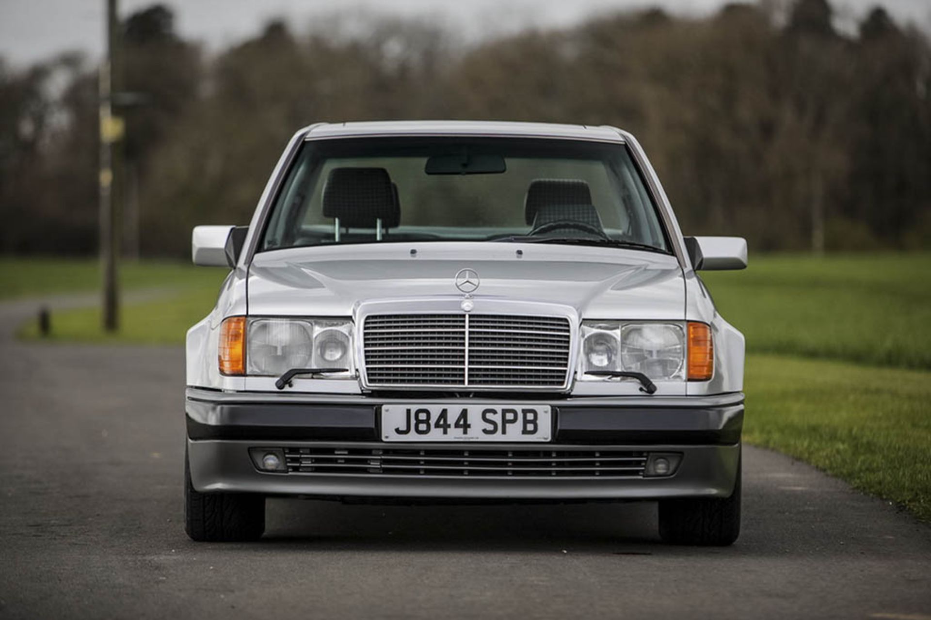10f76a49-mercedes-500e-atkinson-02