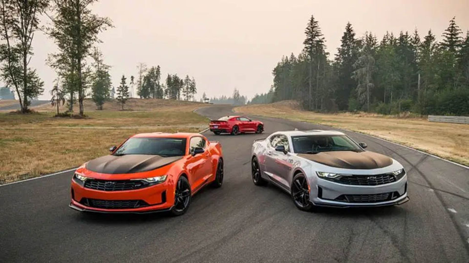 2019-Chevrolet-Camaro-Turbo-1LE 02