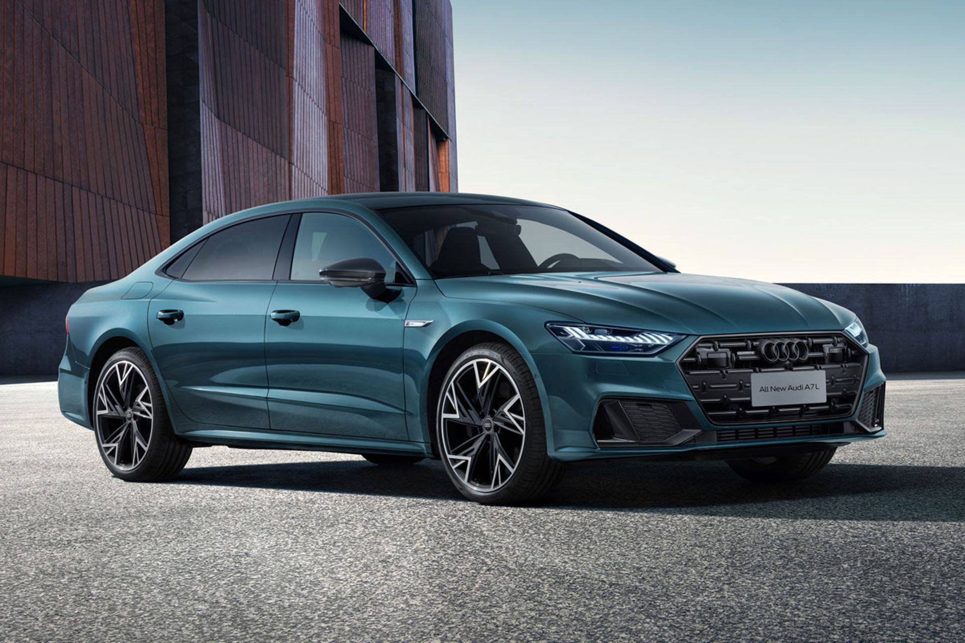 Audi-A7-L-1