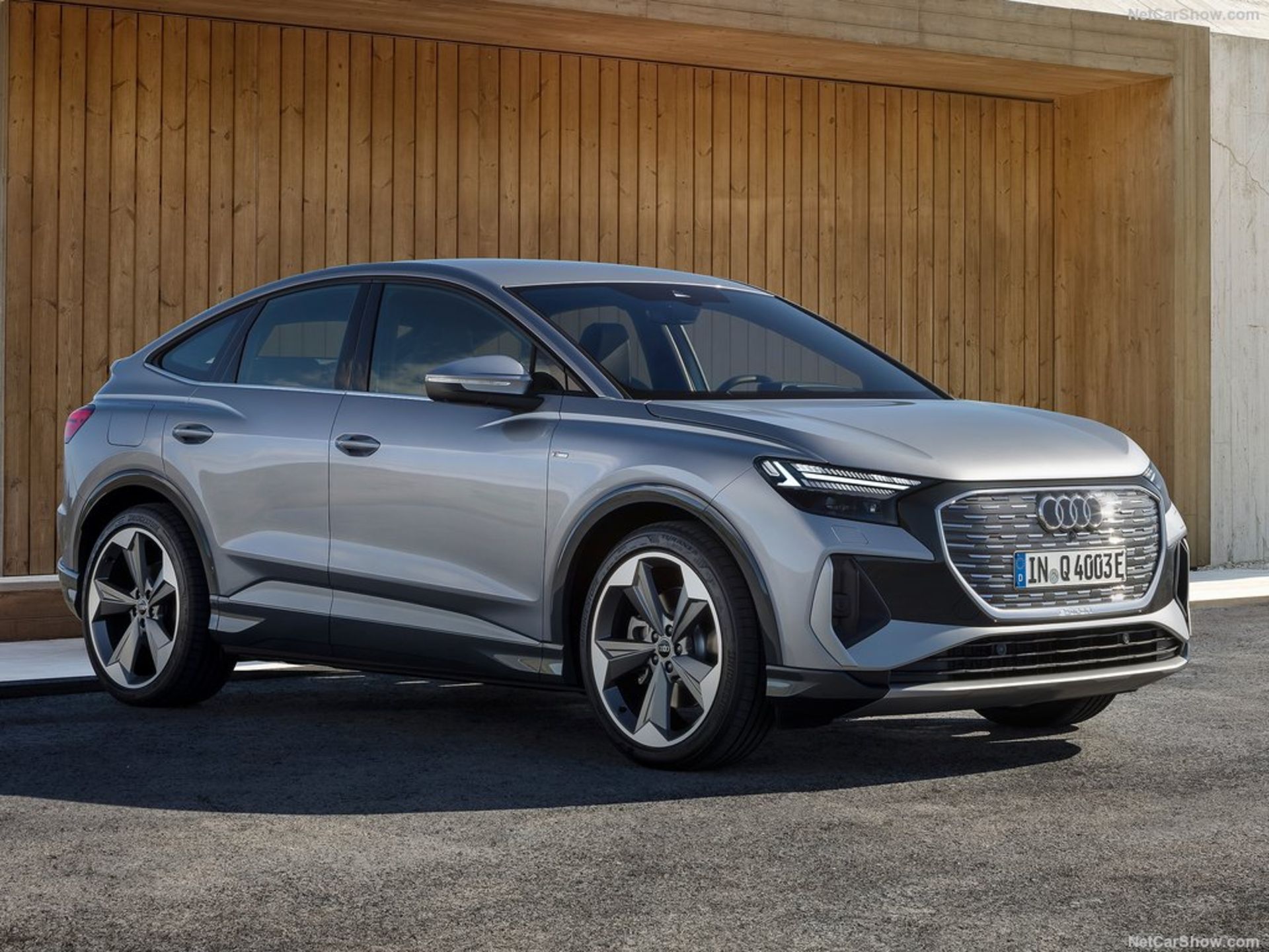 Audi-Q4_Sportback_e-tron-2022-1024-01