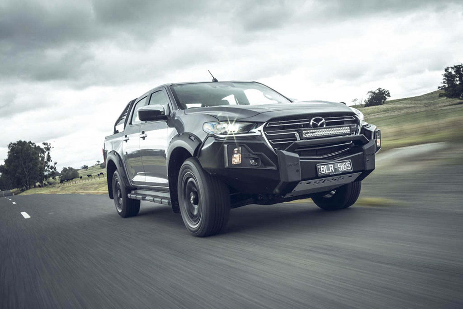 Mazda-BT-50-Thunder-21