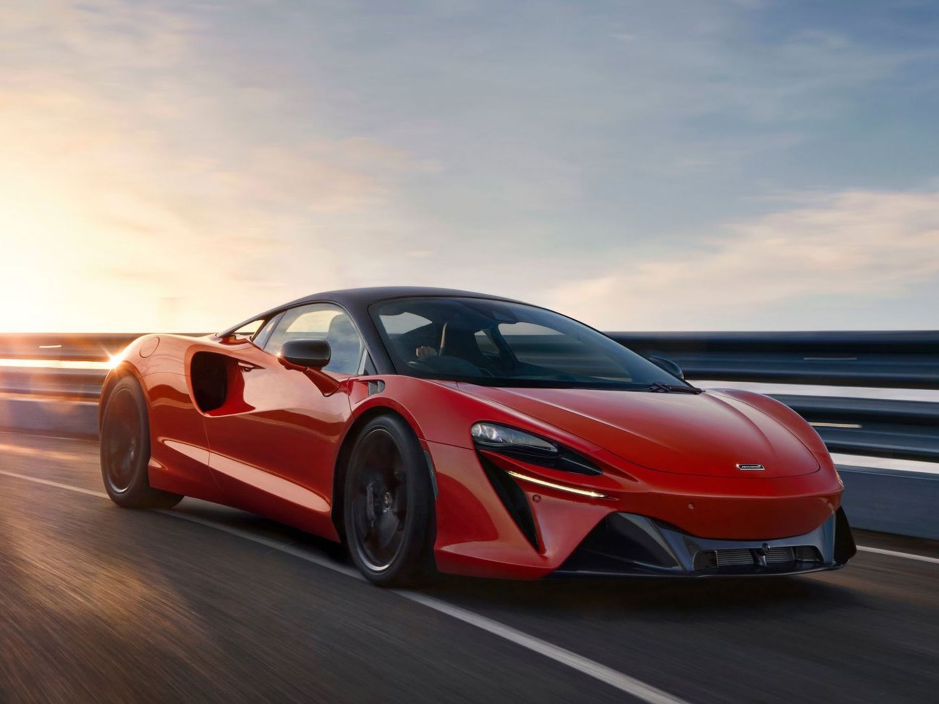 McLaren-Artura-2022-1
