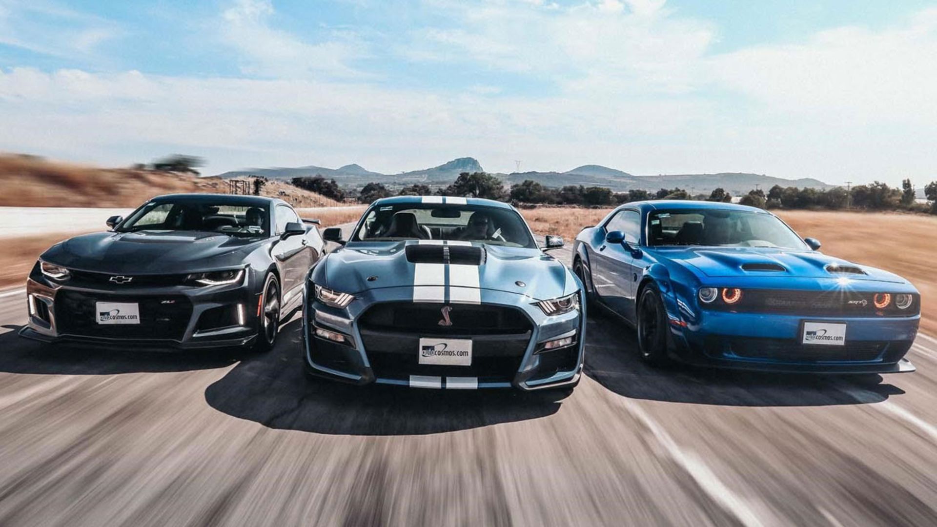 Mustang-Camaro-1