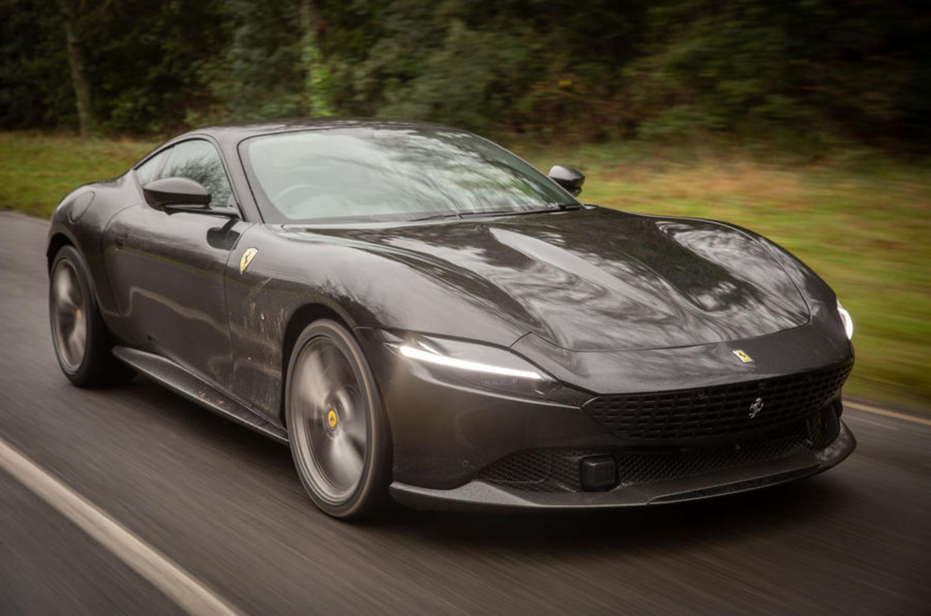 1-ferrari-roma-2021-uk-first-drive-review-hero-front