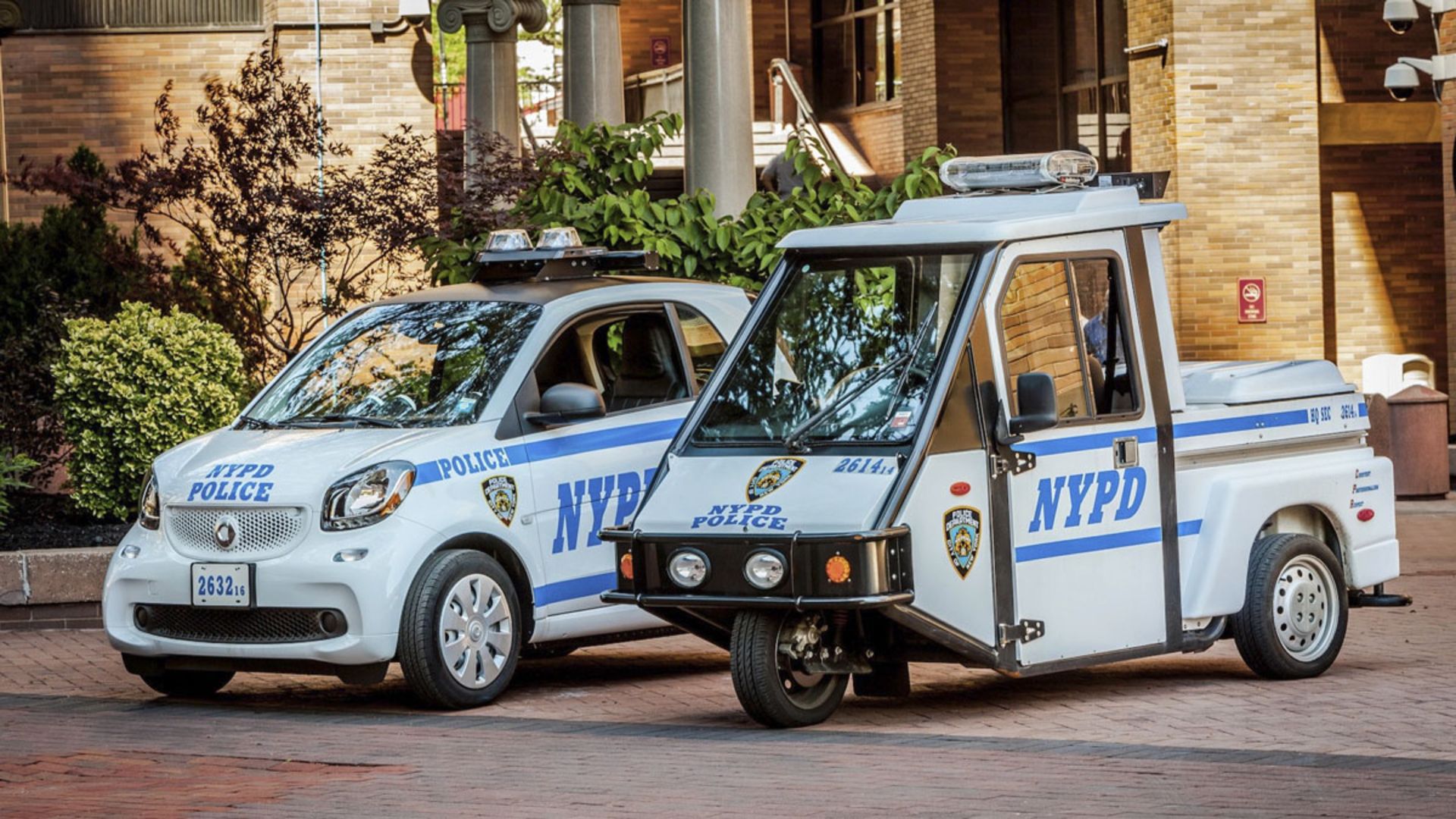 2017-smart-fortwo-nypd