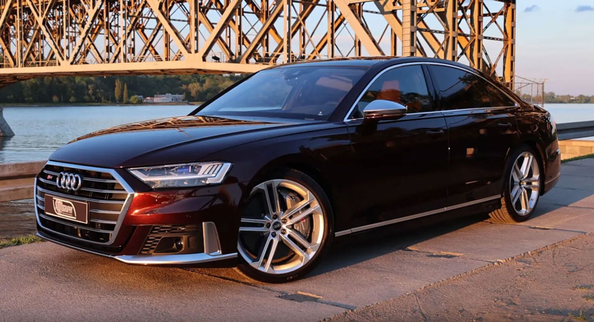 2021-audi-s8