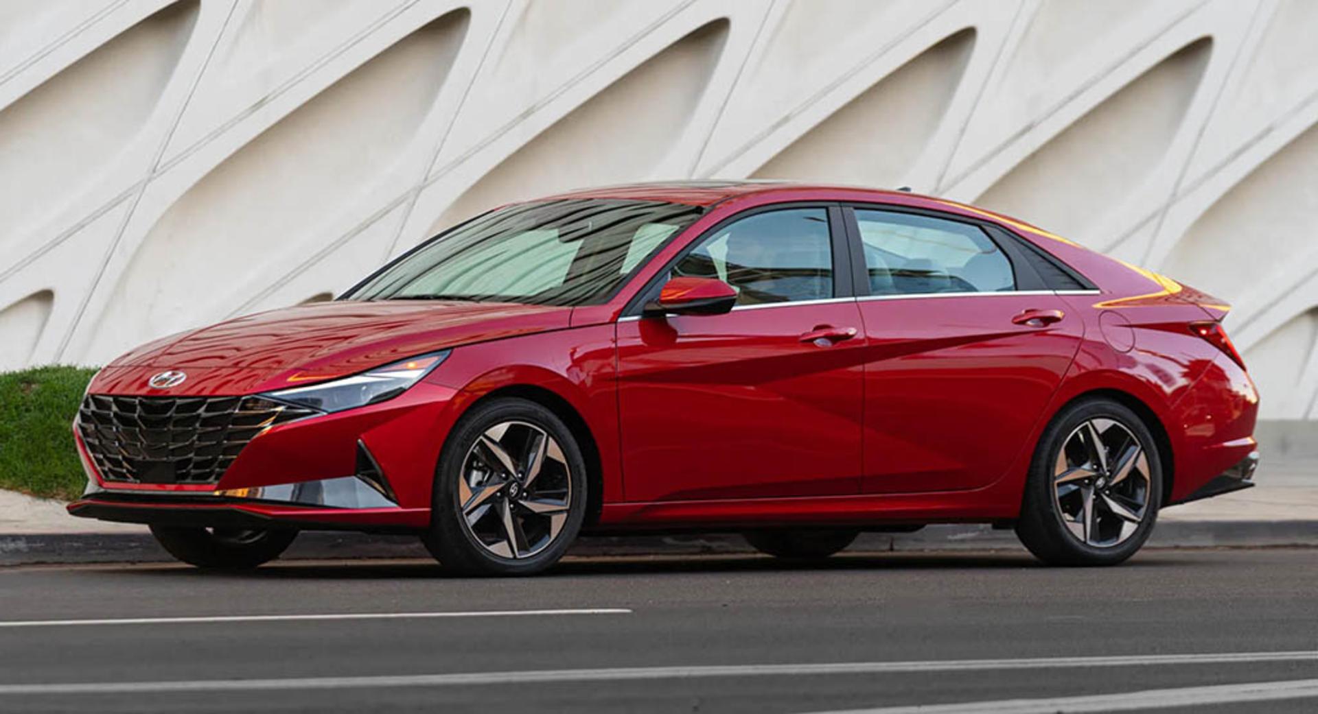 2021-hyundai-elantra-0