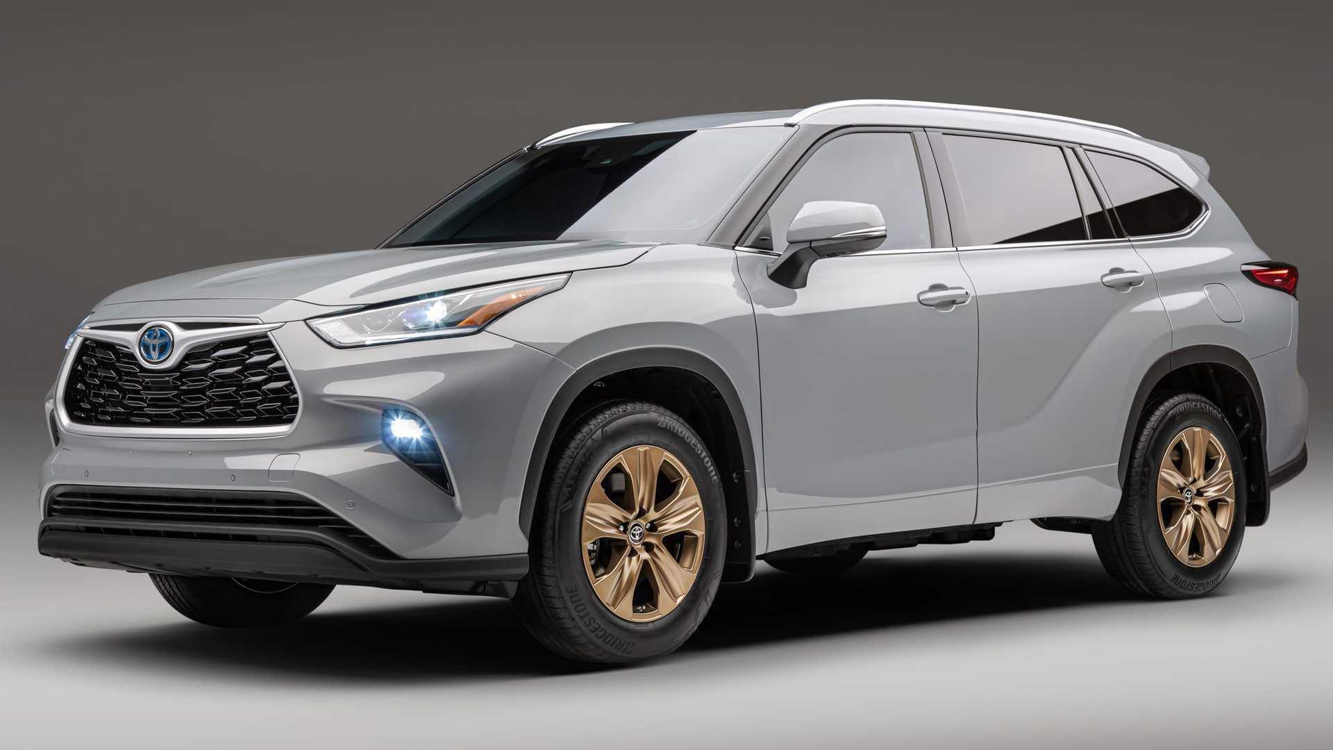 2022 Toyota Highlander Bronze Edition 1