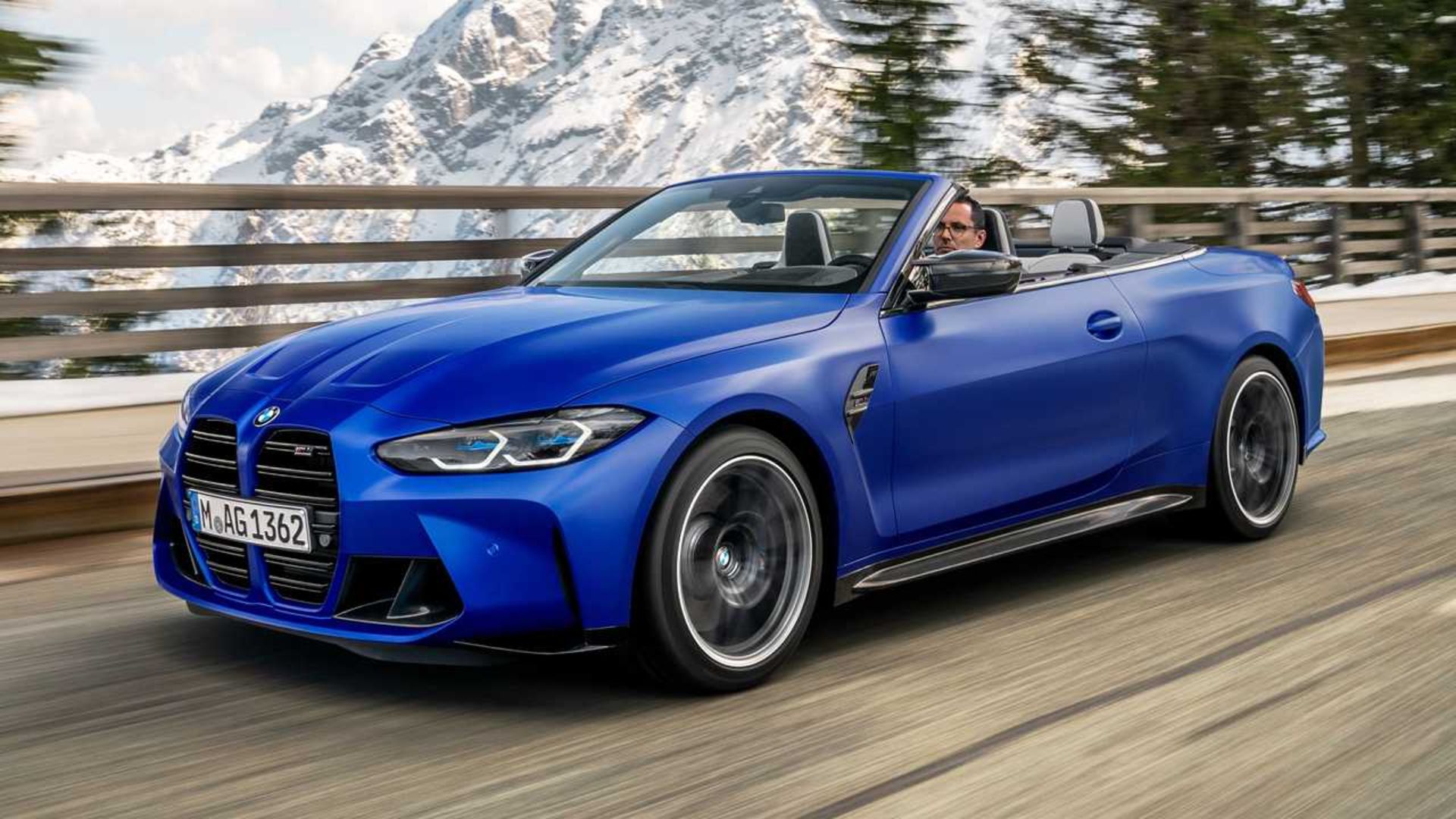 2022-bmw-m4-competition-convertible-xdrive-front-angle-snow