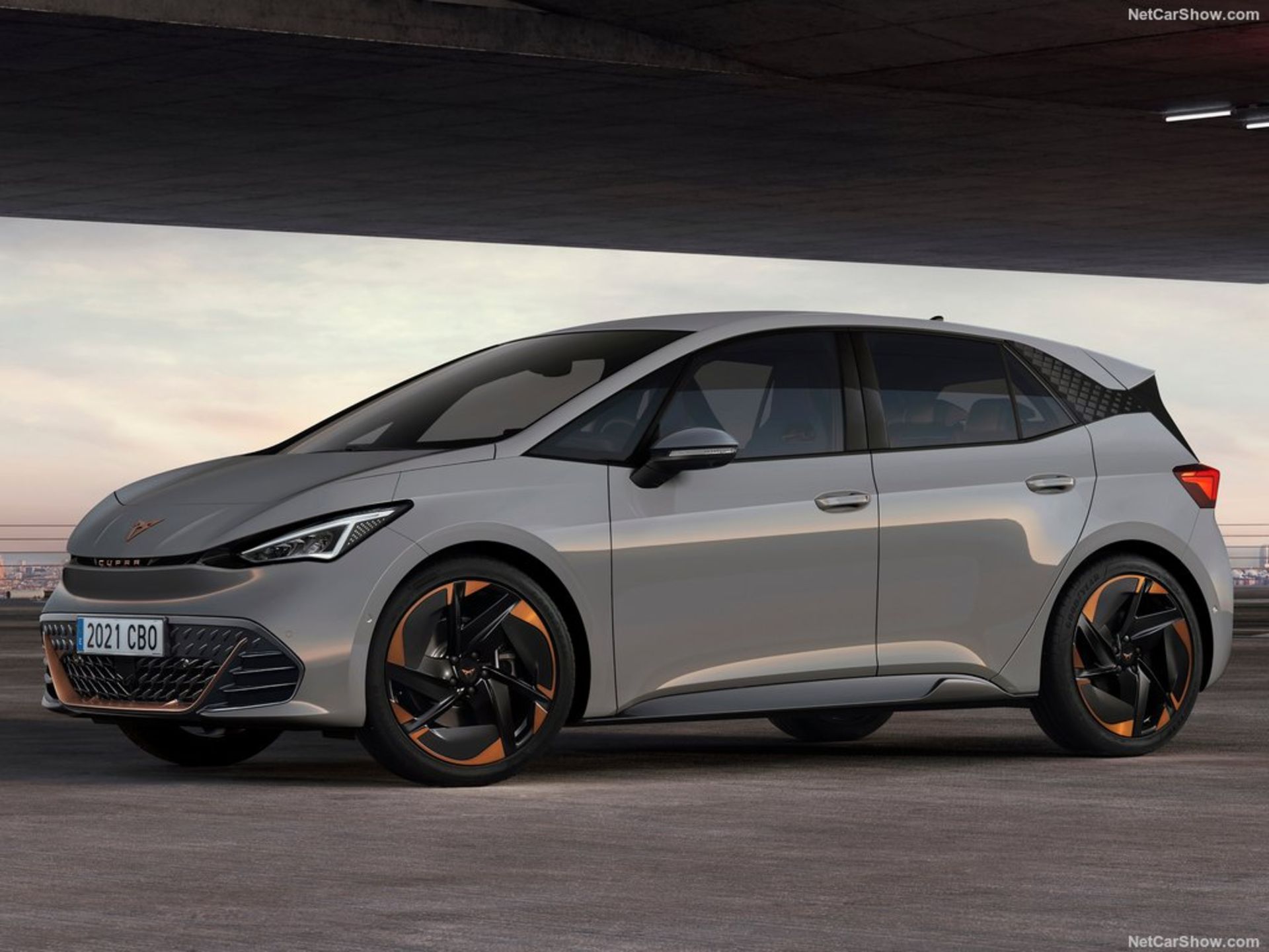 Cupra-Born-2022-1024-01