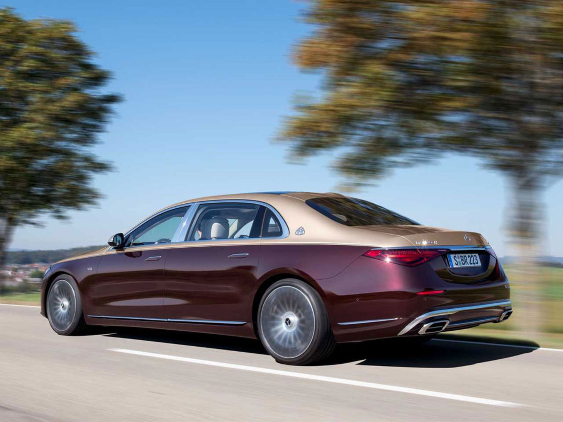 Mercedes-Maybach-S680-8