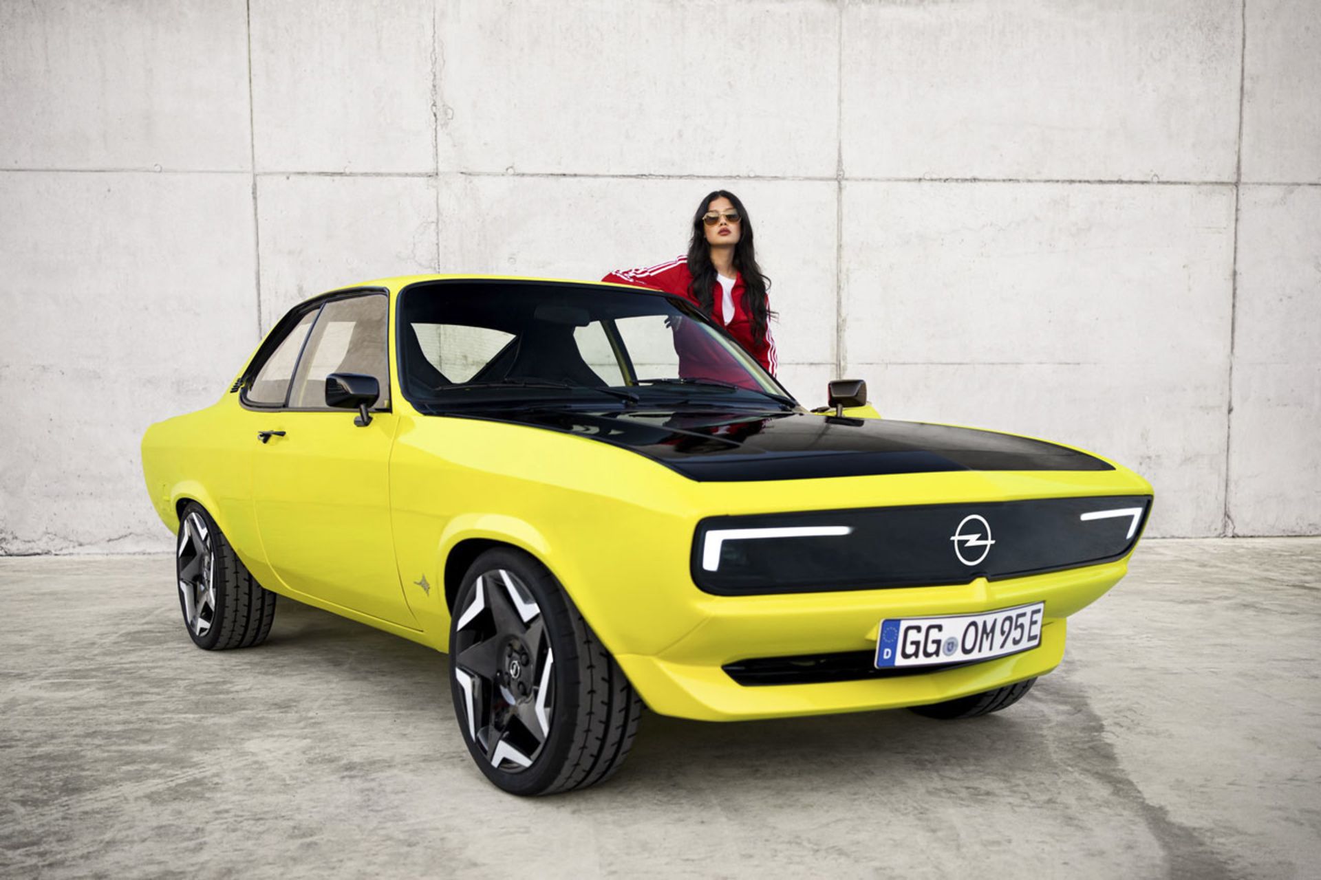 OPEL-MANTA-GSE-ELEKTROMOD-20