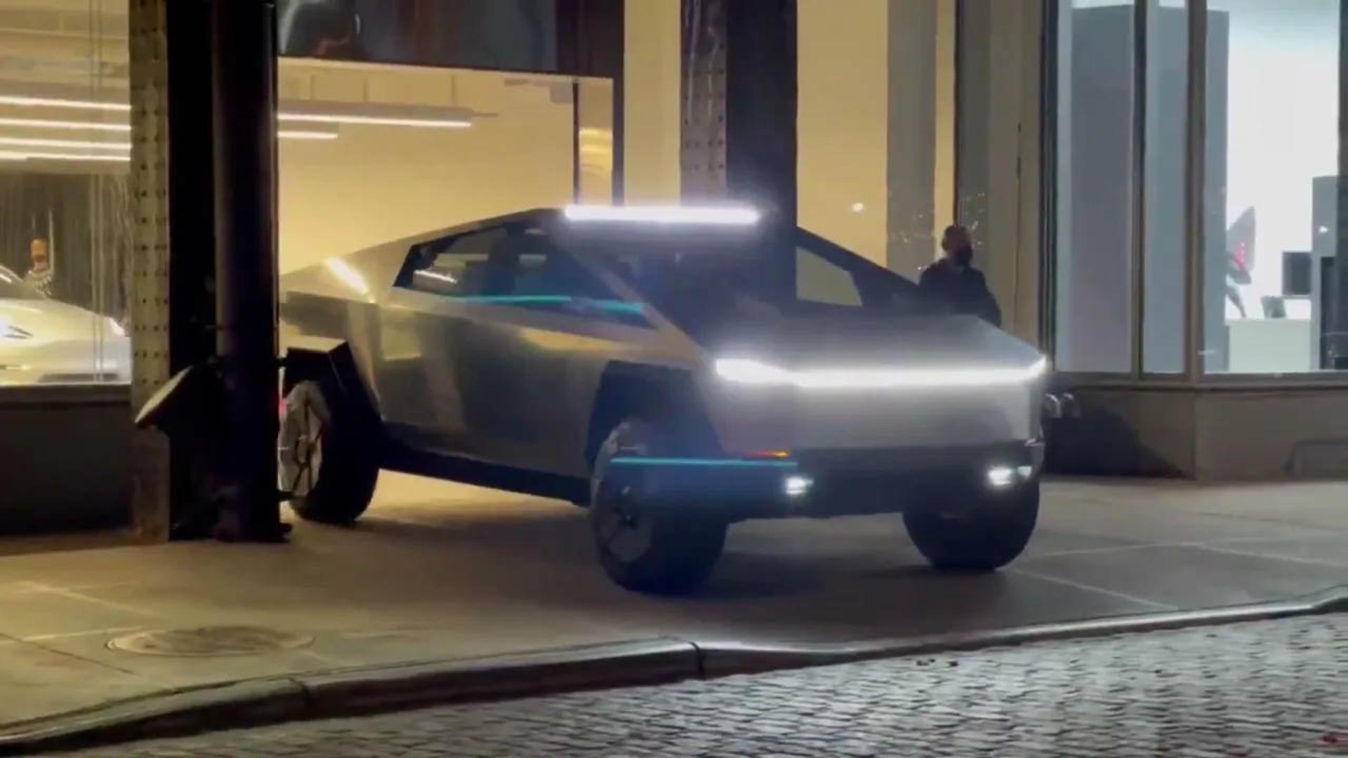 Tesla Cybertruck Prototype 1
