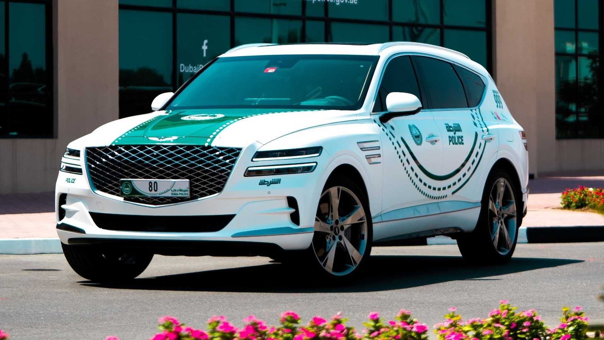 genesis-gv80-dubai-police 2