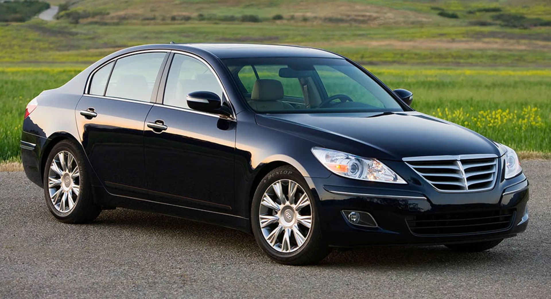 2011-Hyundai-Genesis