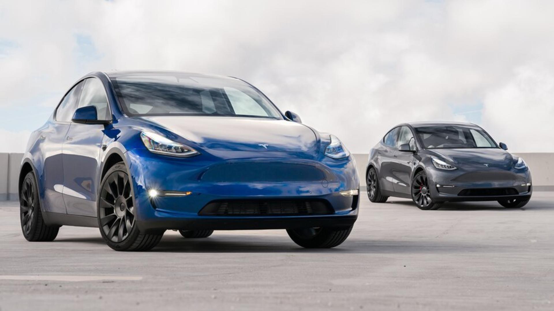 2020-Tesla-Model-Y-Long-Range-and-Performance-14